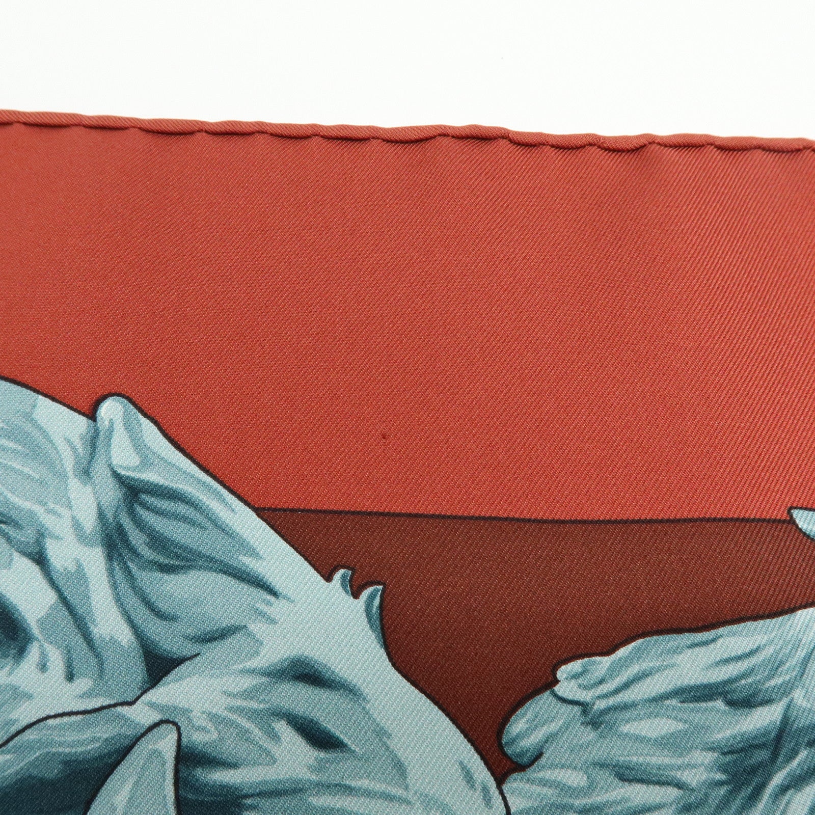 HERMES Carre 90 Silk 100% Scarf LA FONTAINE DE BARTHOLDI Gray Red
