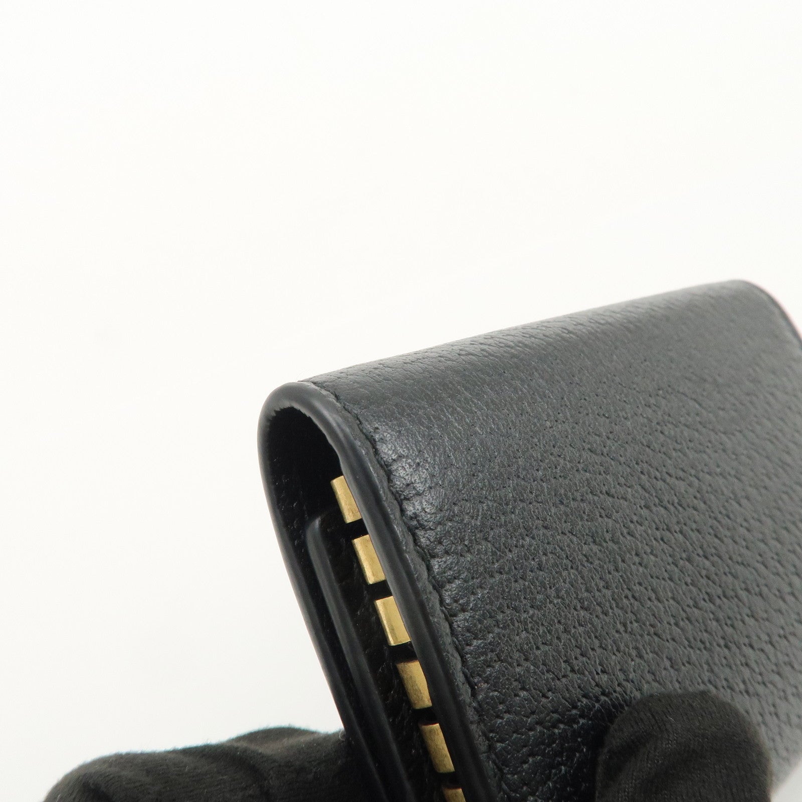 GUCCI GG Marmont Leather 6 Rings Key Case Black 435305