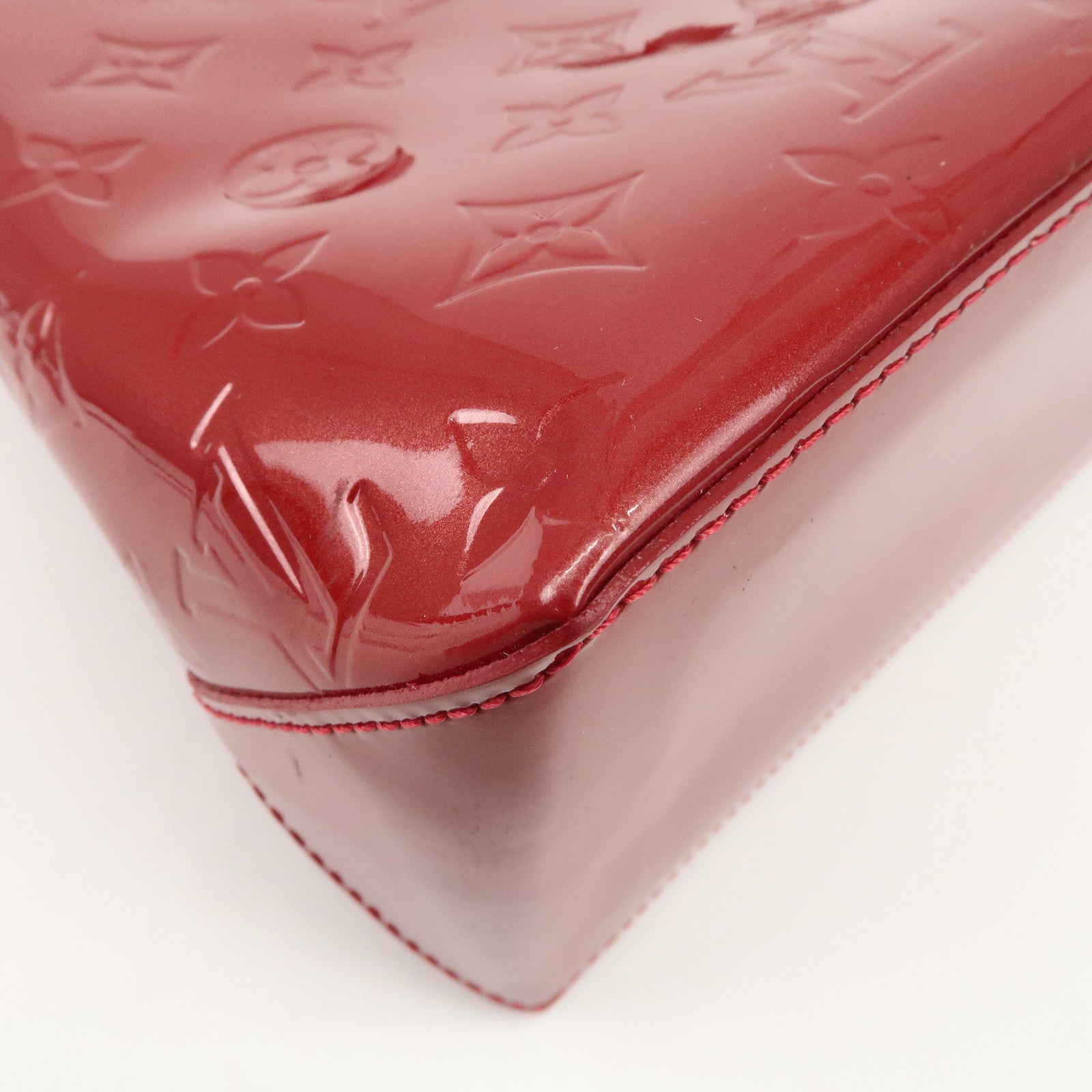 Louis Vuitton Monogram Vernis Wilshire PM Hand Bag Red M93642