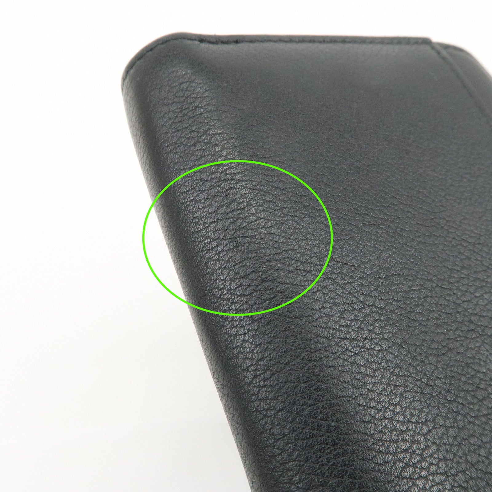 Louis Vuitton Lockme Leather Round Zippy Long Wallet Noir M62622