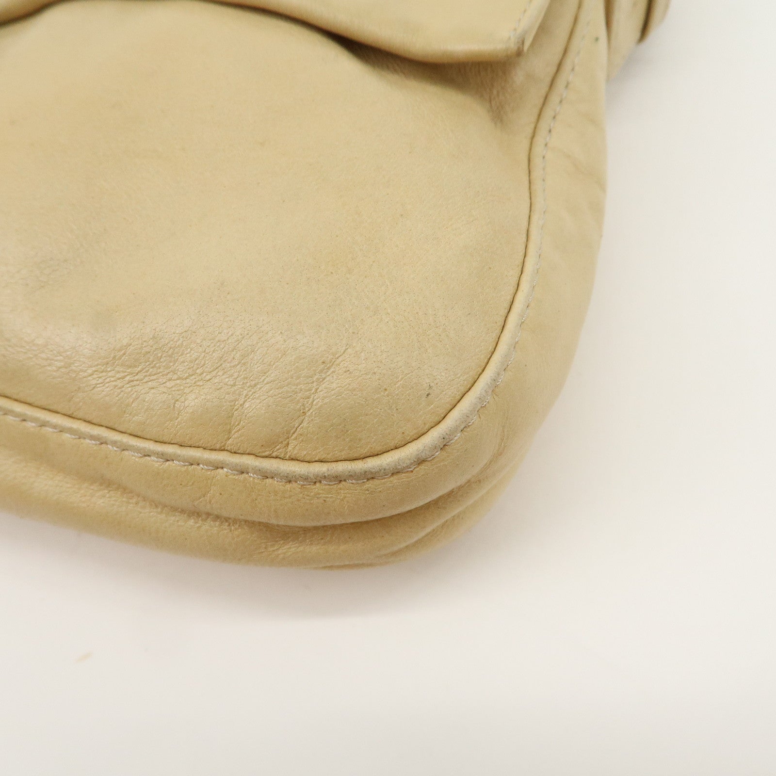 FENDI Mamma Baguette Leather Shoulder Bag Hand Bag Ivory 26424