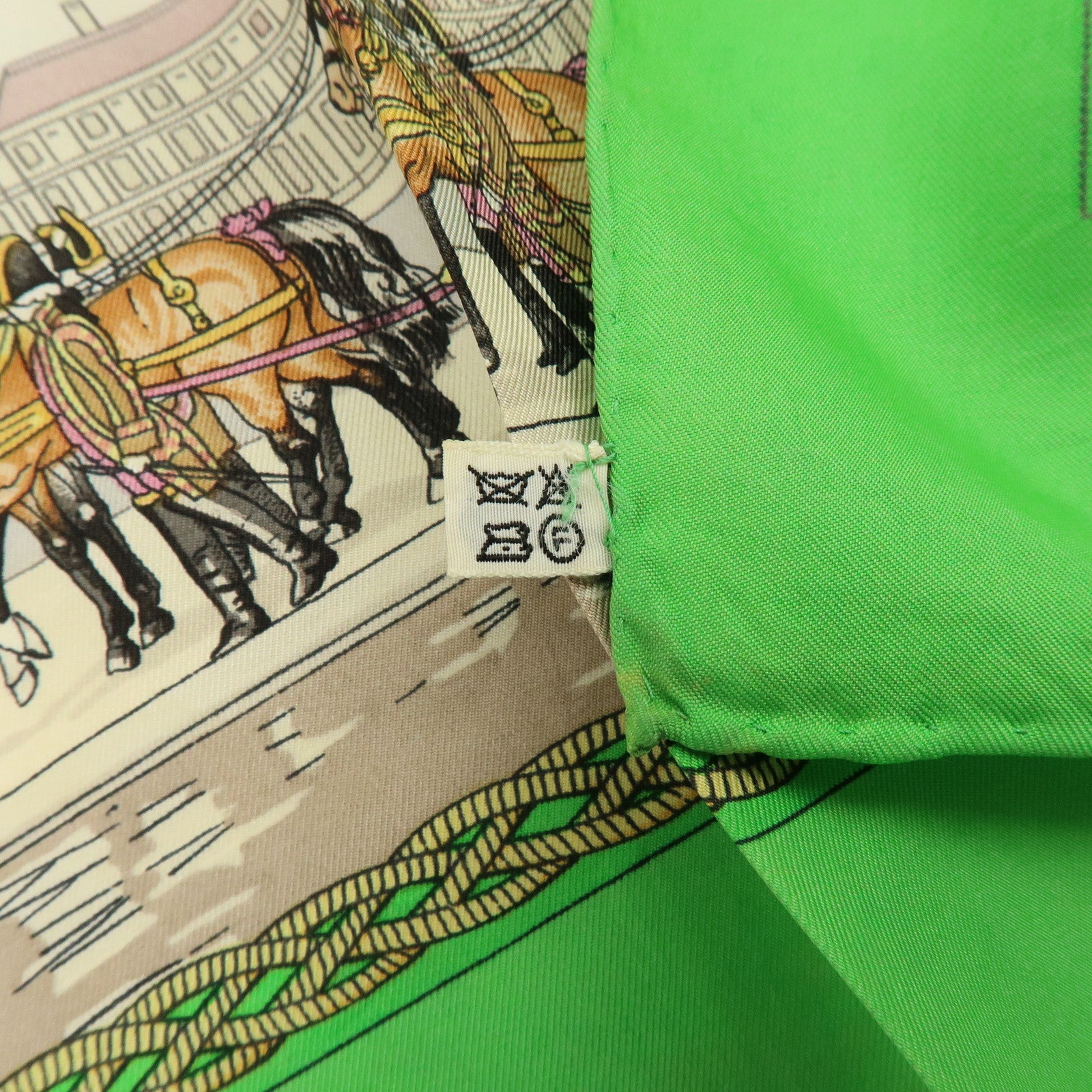 HERMES Carre 90 Silk 100% Scarf GRANDS ATTELAGES Green Pink Gold