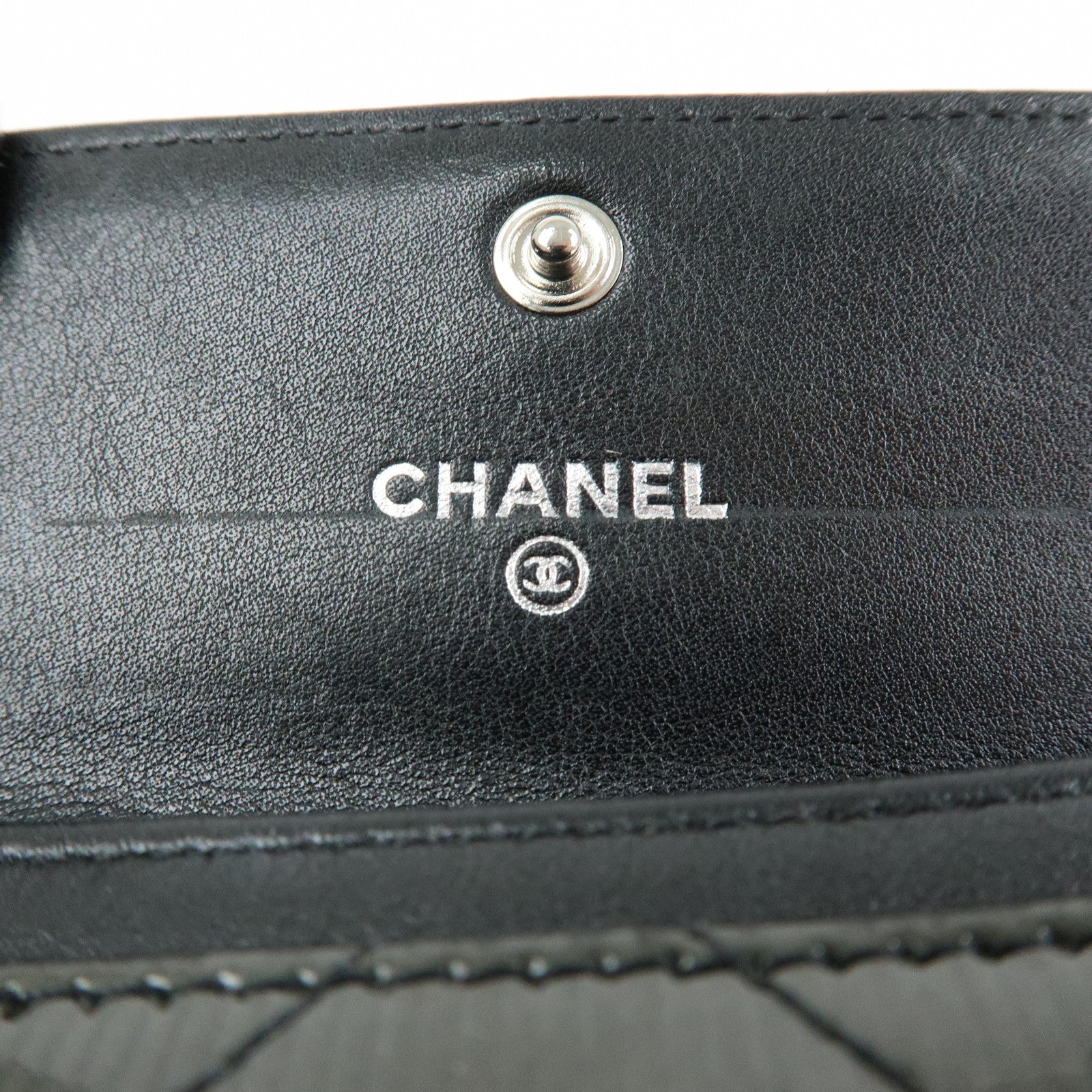 CHANEL COCO Mark Matelasse Patent Leather Card Case Black