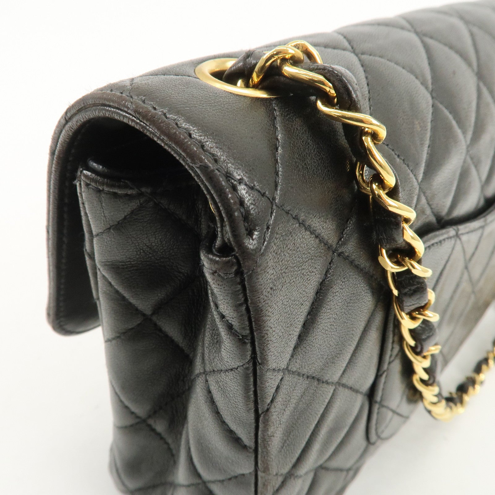 CHANEL Matelasse Lamb Skin Chain Shoulder Bag Black A01112