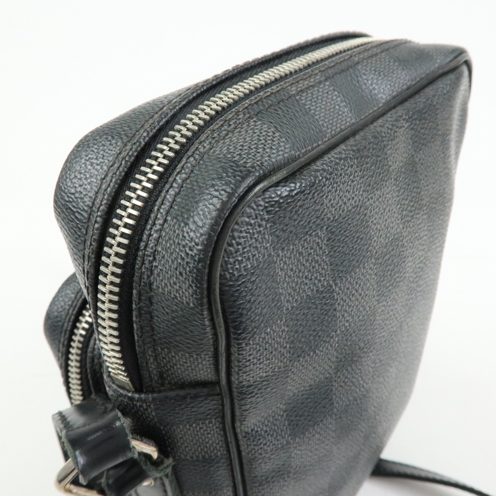 Louis Vuitton Damier Graphite Rem Shoulder Bag Black N41446