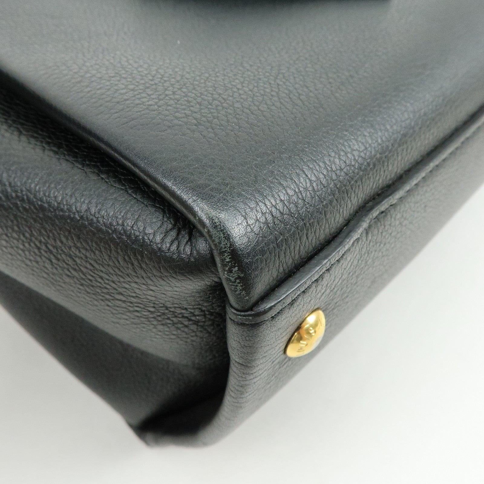 Louis Vuitton Lock Me Calf Leather Hand Bag Noir Black M54569