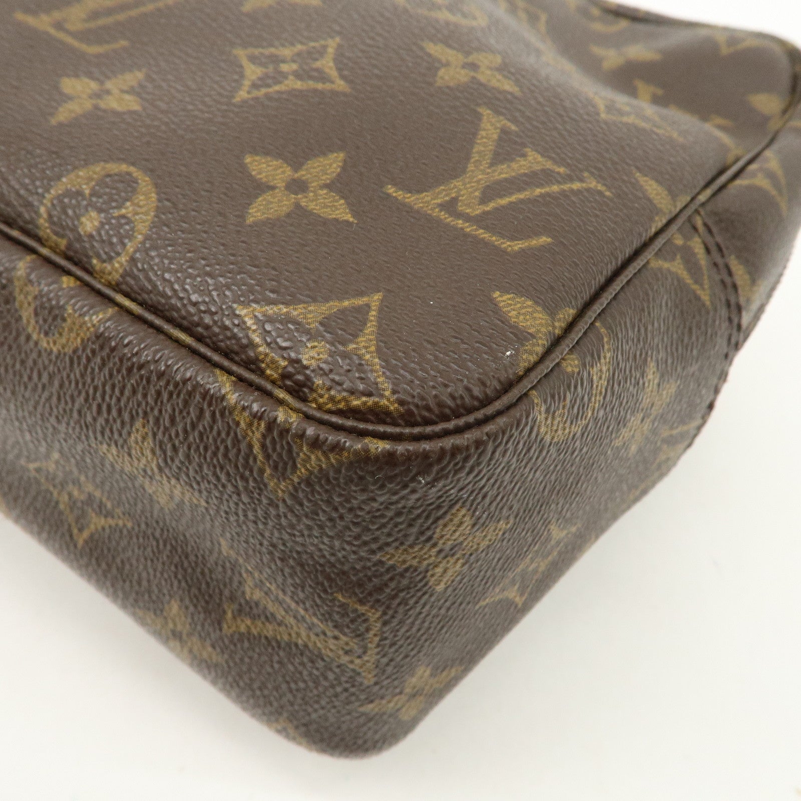 Louis Vuitton Monogram Canvas Trousse Toilette 28 Pouch M47522 Used