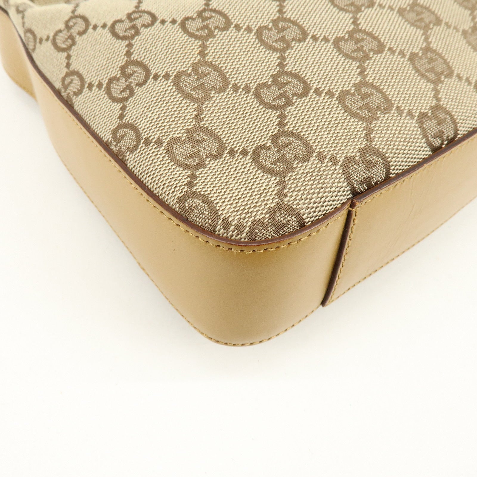 GUCCI GG Canvas Leather Shoulder Bag Beige Camel  001・3812・002122