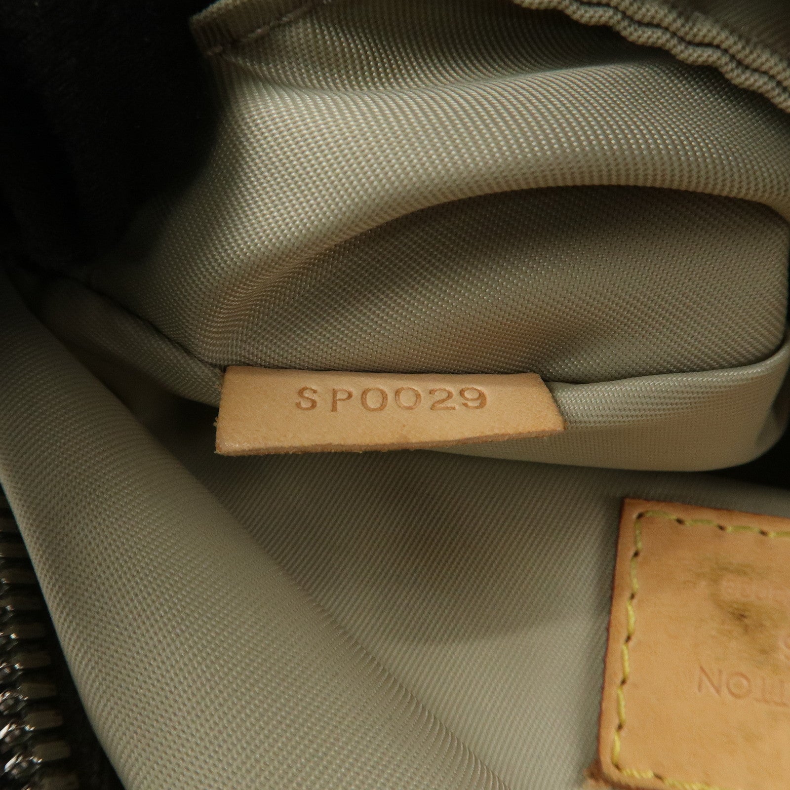 Louis Vuitton Damier Geant Citadin NM Shoulder Bag Terre M93224