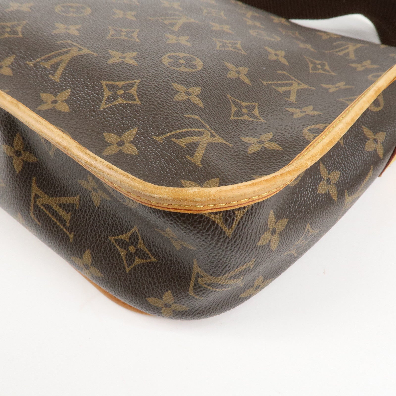 Louis Vuitton Monogram Messenger Bosphore PM Shoulder M40106 Used