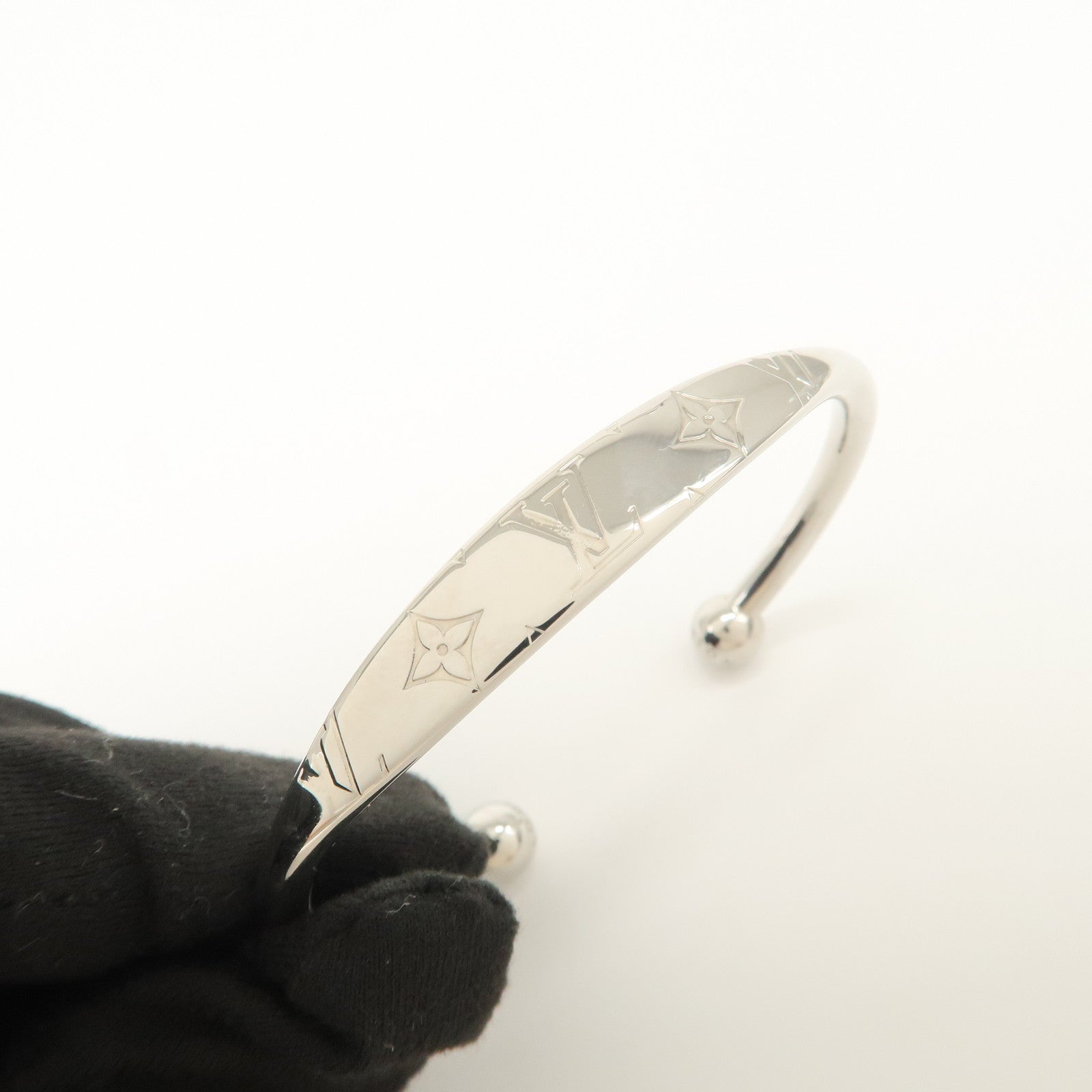 Louis Vuitton Monogram Jonc Metal Bracelet Bangle Silver M64839