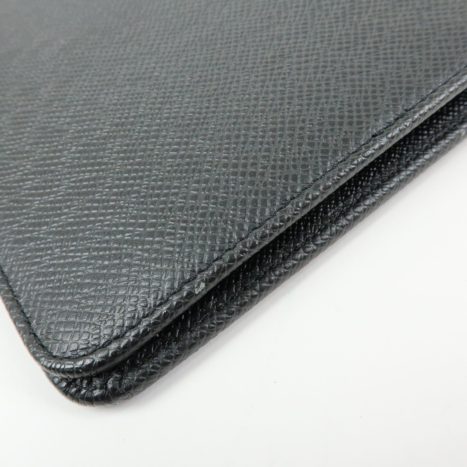 Louis Vuitton Taiga Agenda Bureau Planner Cover Ardoise R20409