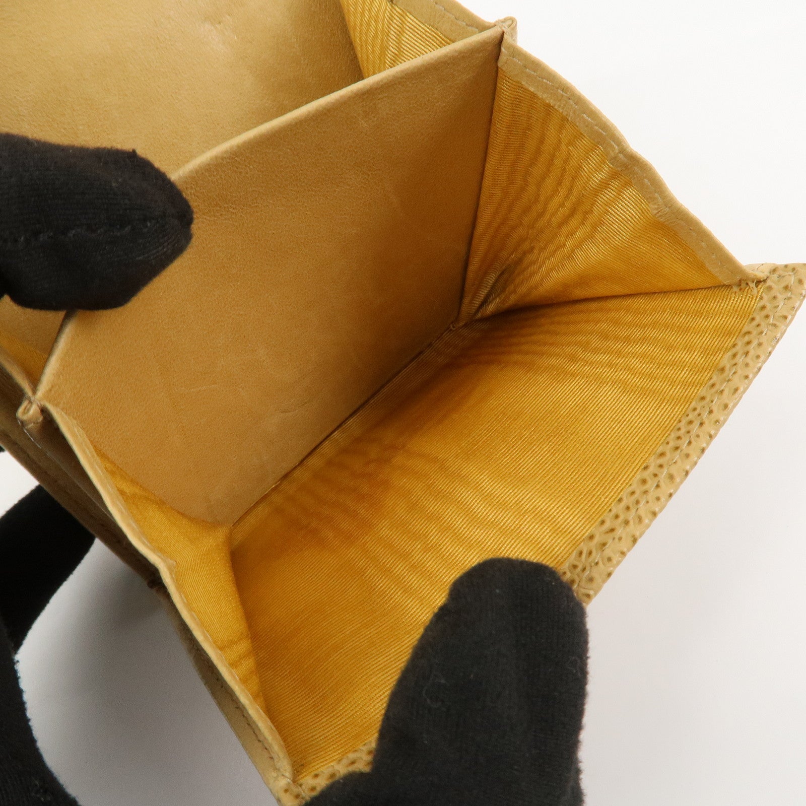 CHANEL COCO Mark Caviarskin Compact Bi-fold Wallet Beige