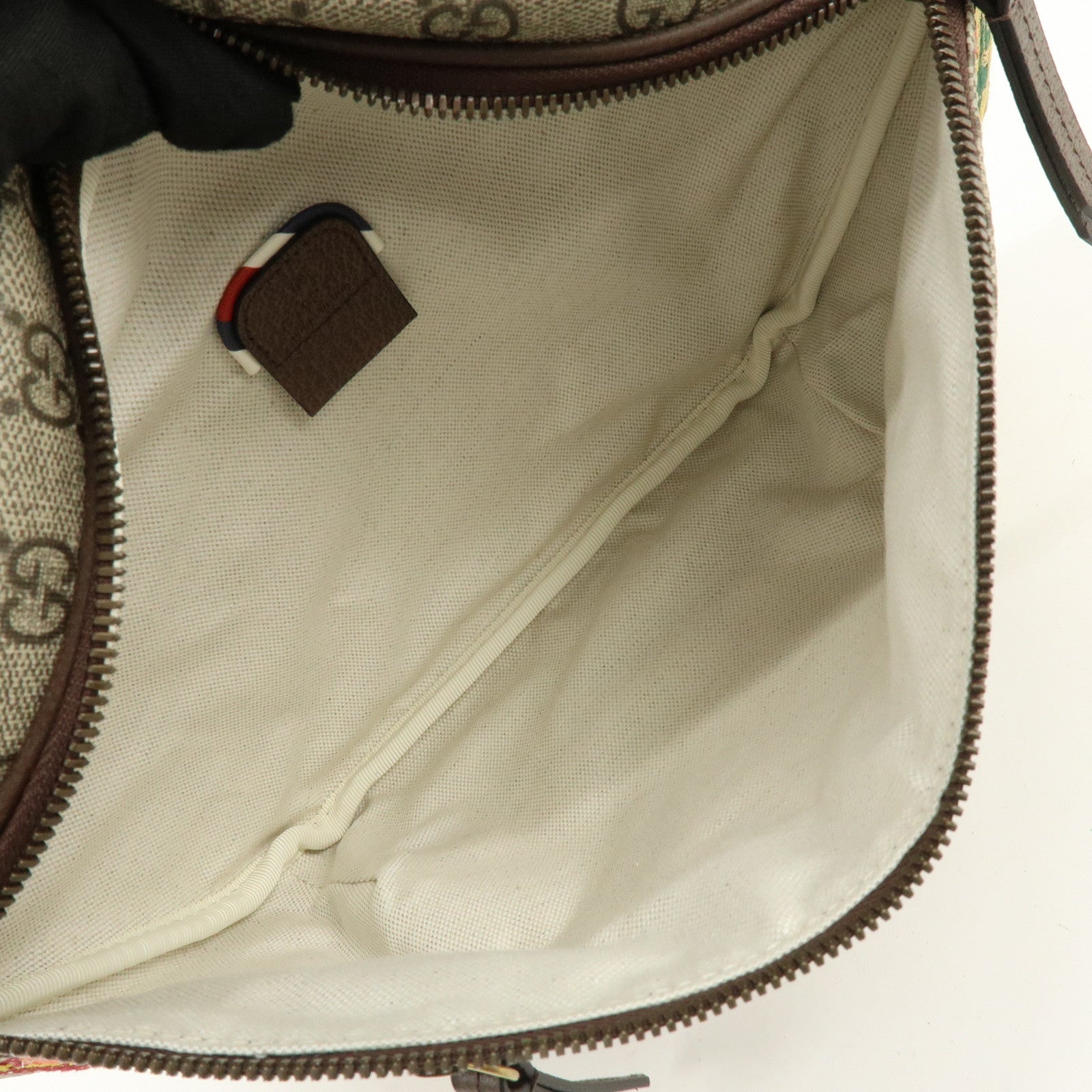 GUCCI Sherry GG Supreme Canvas Leather Waist Bag Gray Brown 529711