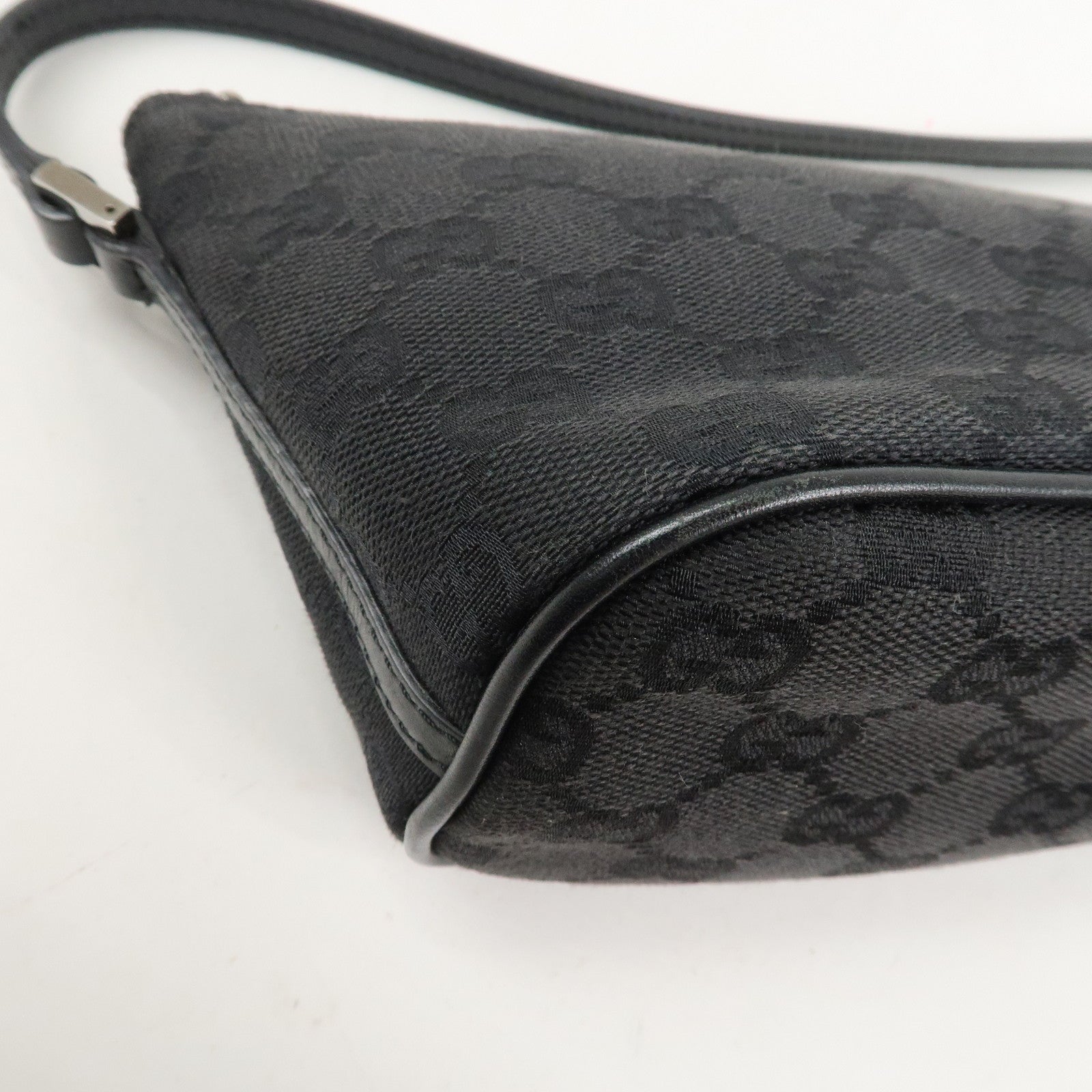 GUCCI Boat Bag GG Canvas Leather Hand Bag Pouch Black 07198