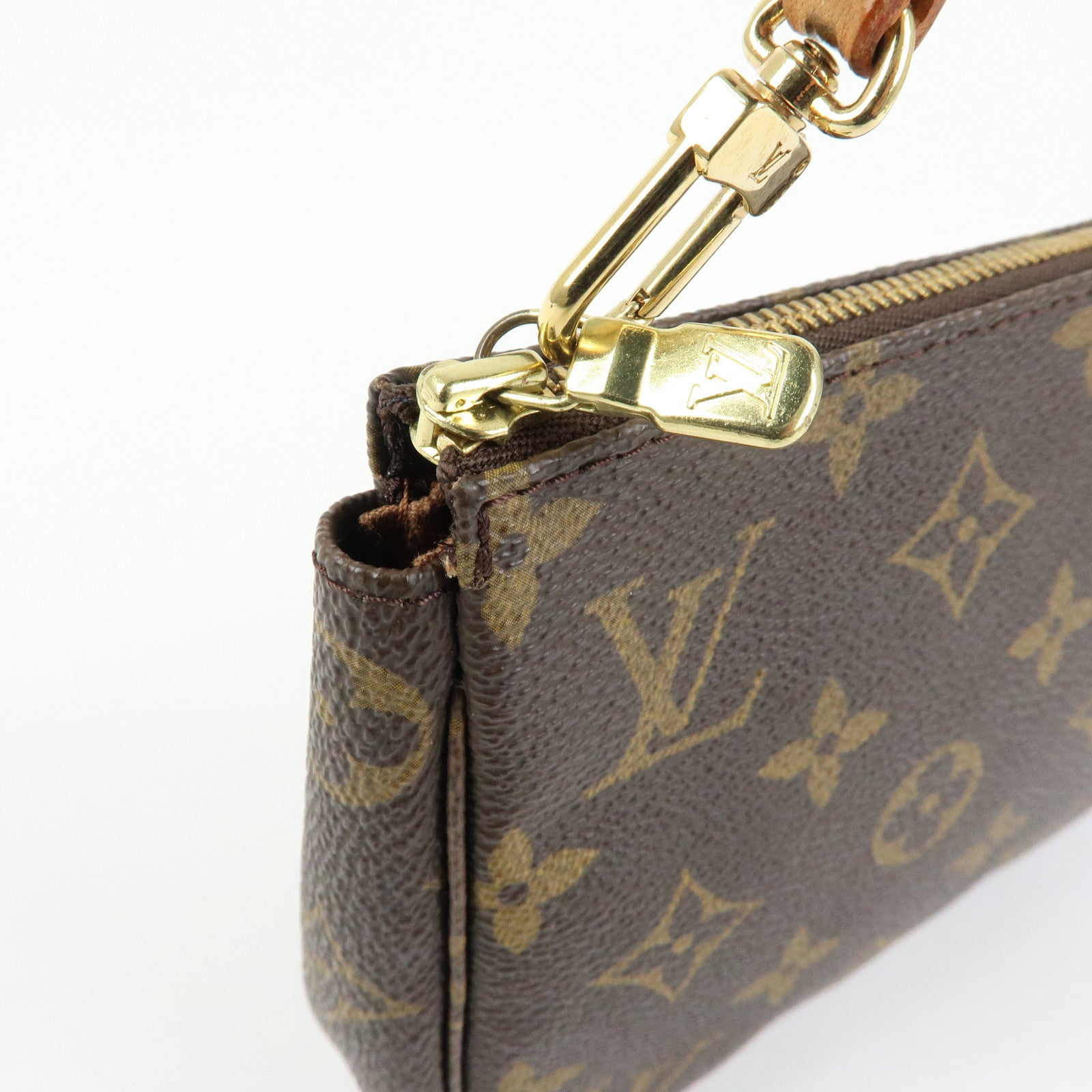 Louis Vuitton Monogram Pochette Accessoires Pouch Hand Bag M51980