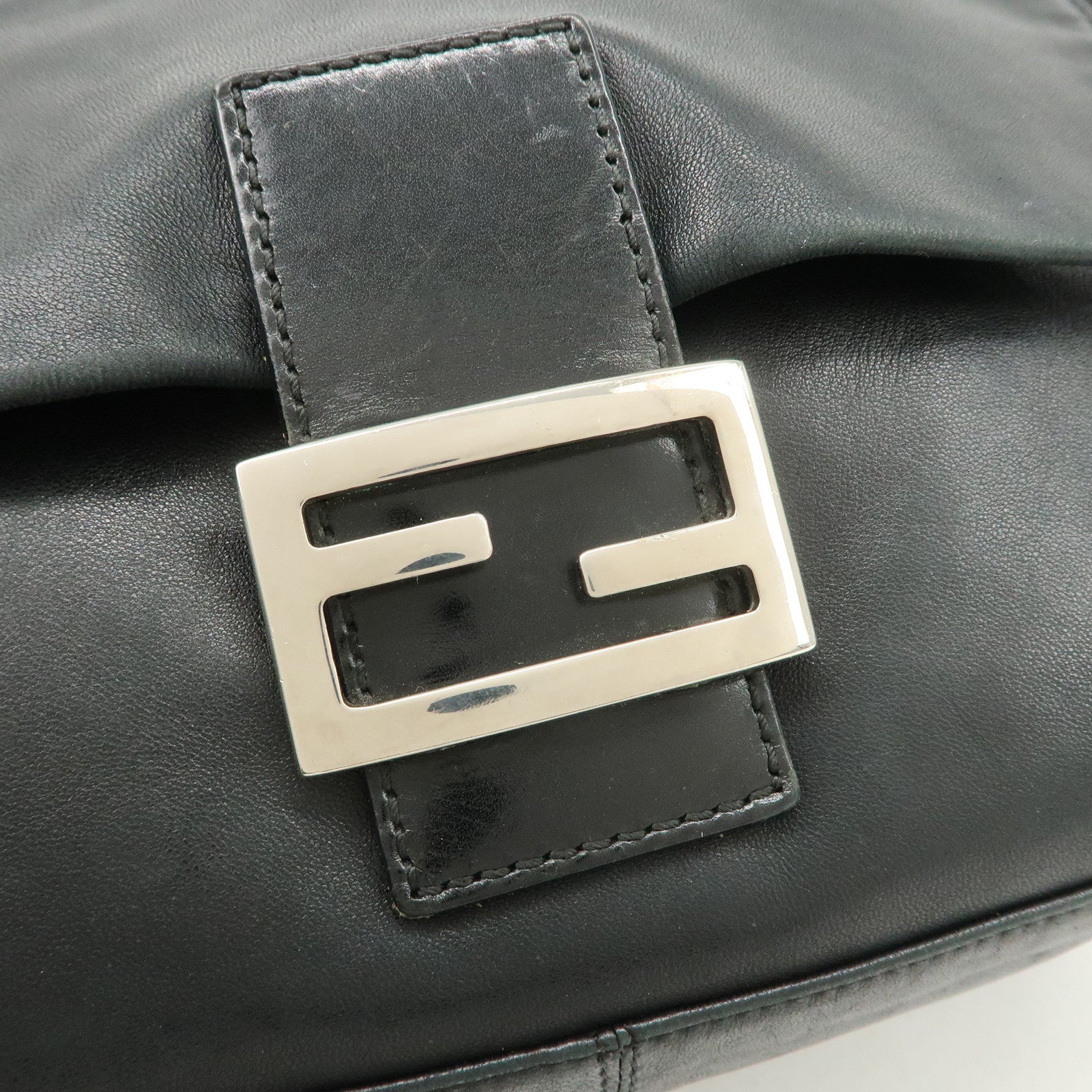 FENDI Mamma Baguette Leather Shoulder Bag Black 26325 Used