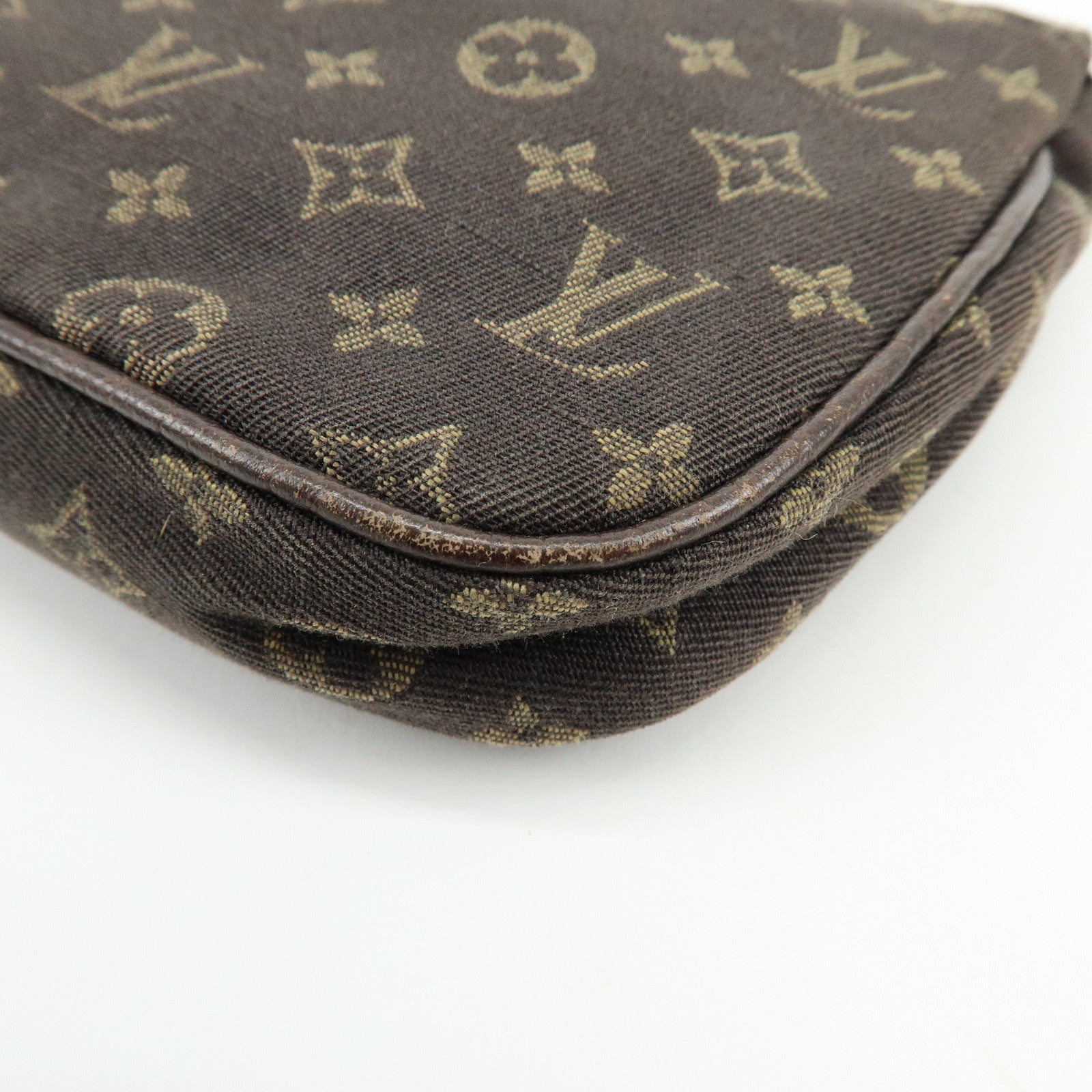 Louis Vuitton Monogram Mini Lin Pouch for Bucket PM Tote Bag