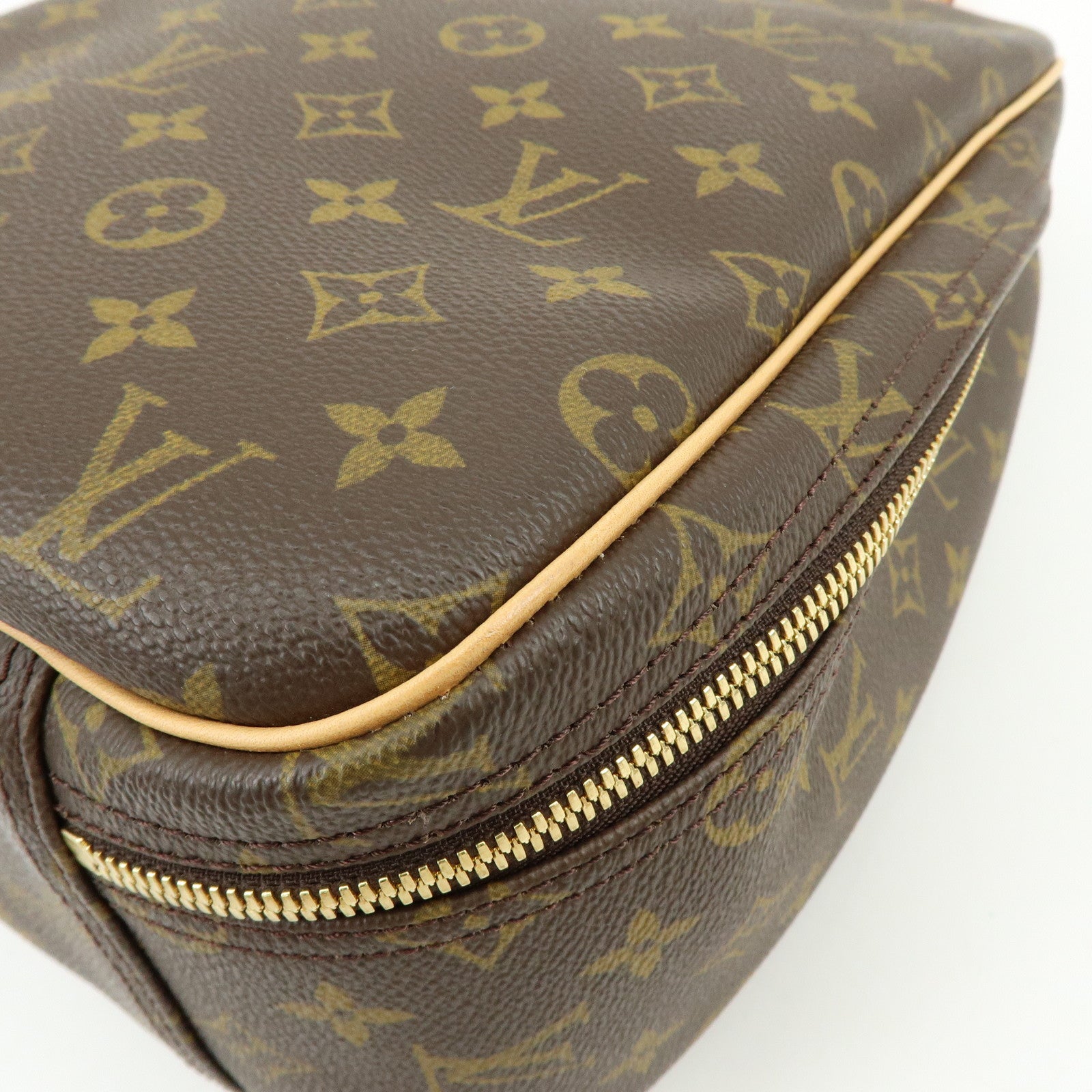 Louis Vuitton Monogram Excursion Shoes Case Hand Bag M41450