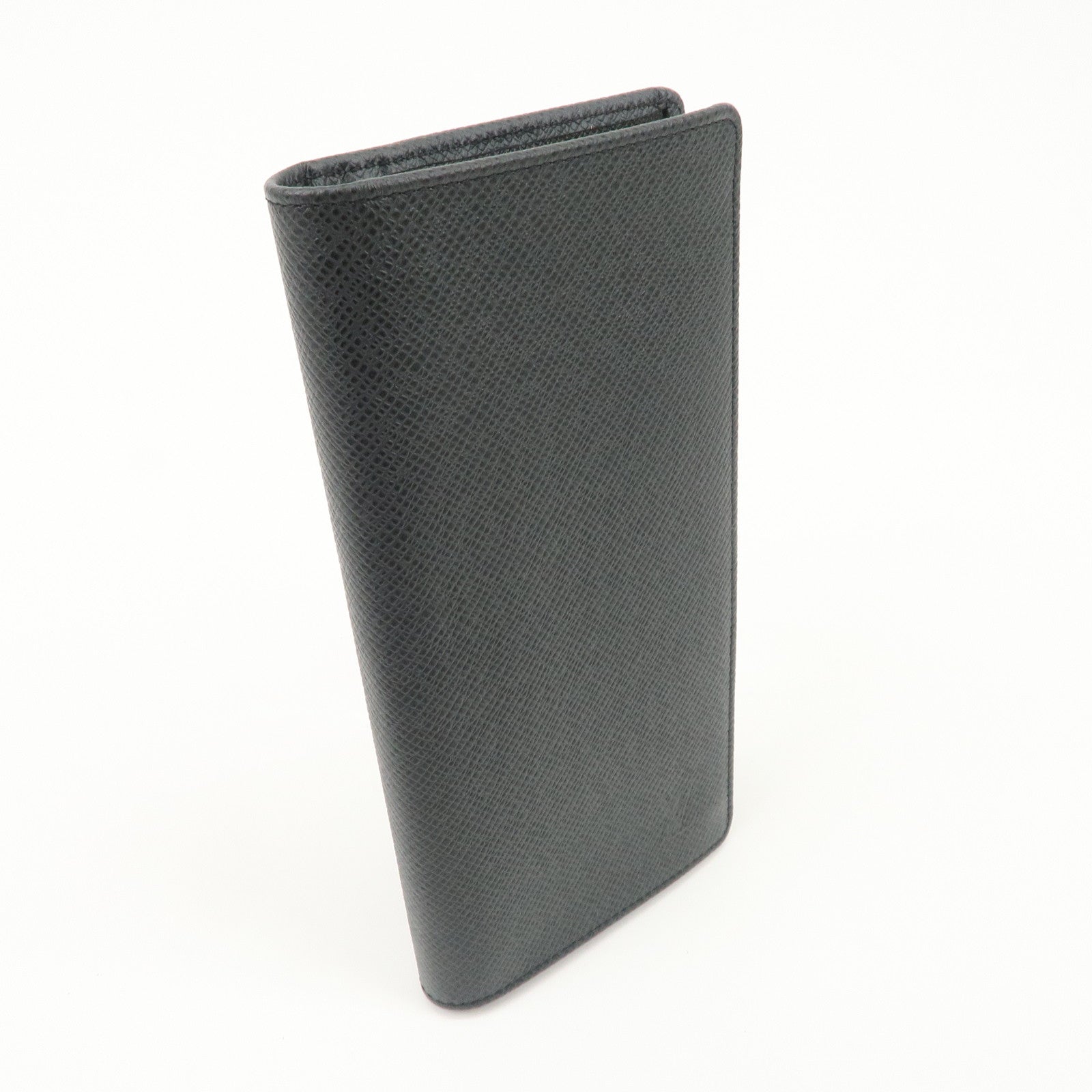Louis Vuitton Taiga Leather Portefeuille Brazza Wallet Noir M30501
