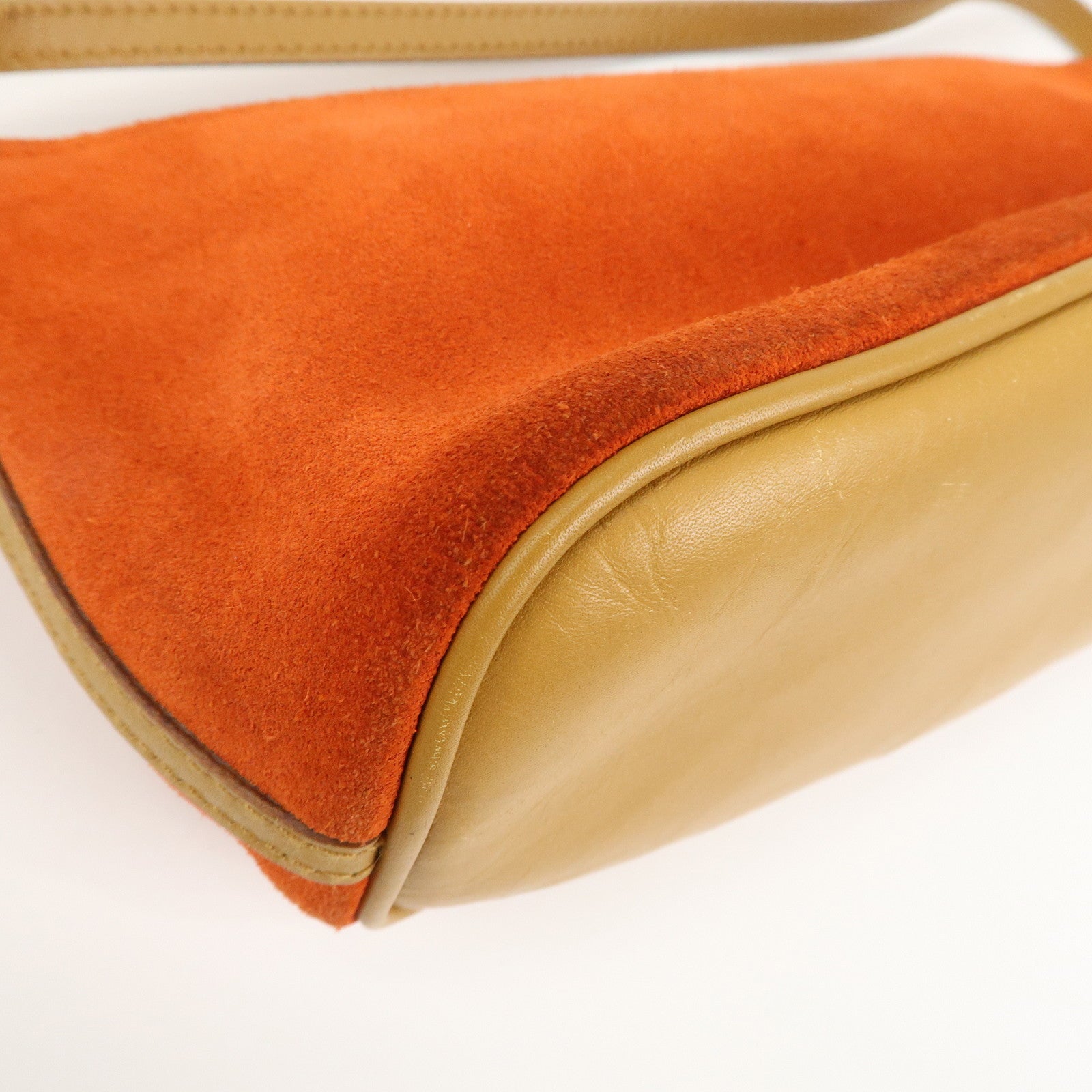 GUCCI Suede Leather Accessory Pouch Hand Bag Orange 039.1103