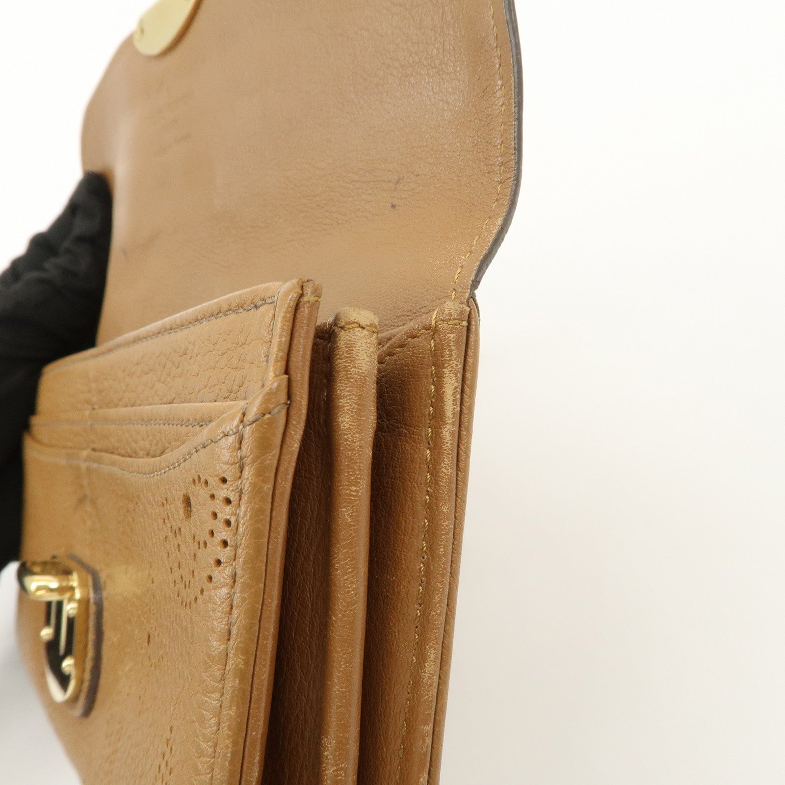 Louis Vuitton Monogram Mahina Portefeuille Iris Wallet M58140