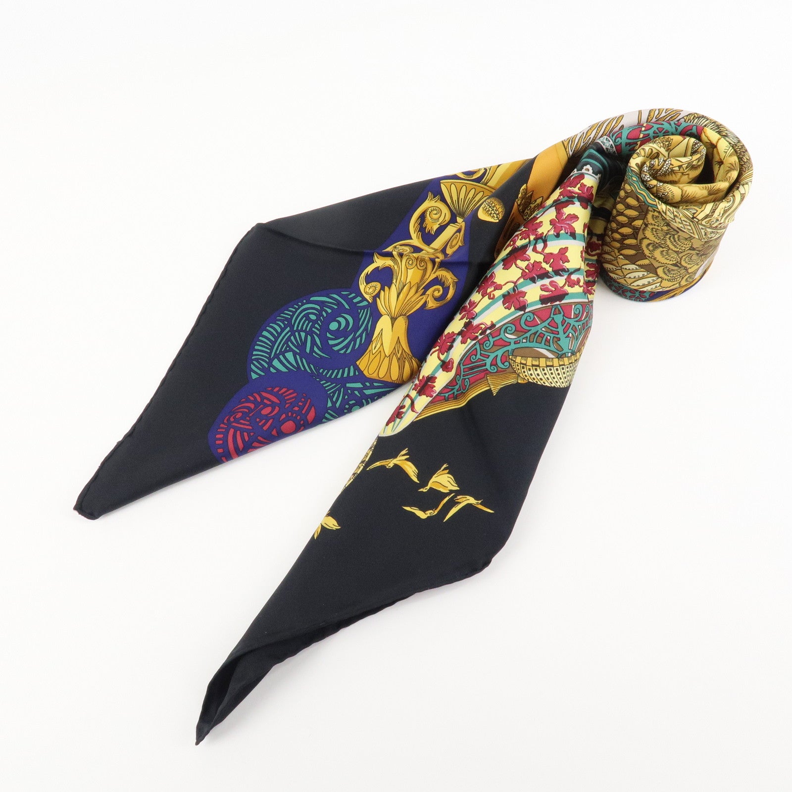 HERMES Carre 90 Silk 100% Scarf Black Yellow Used