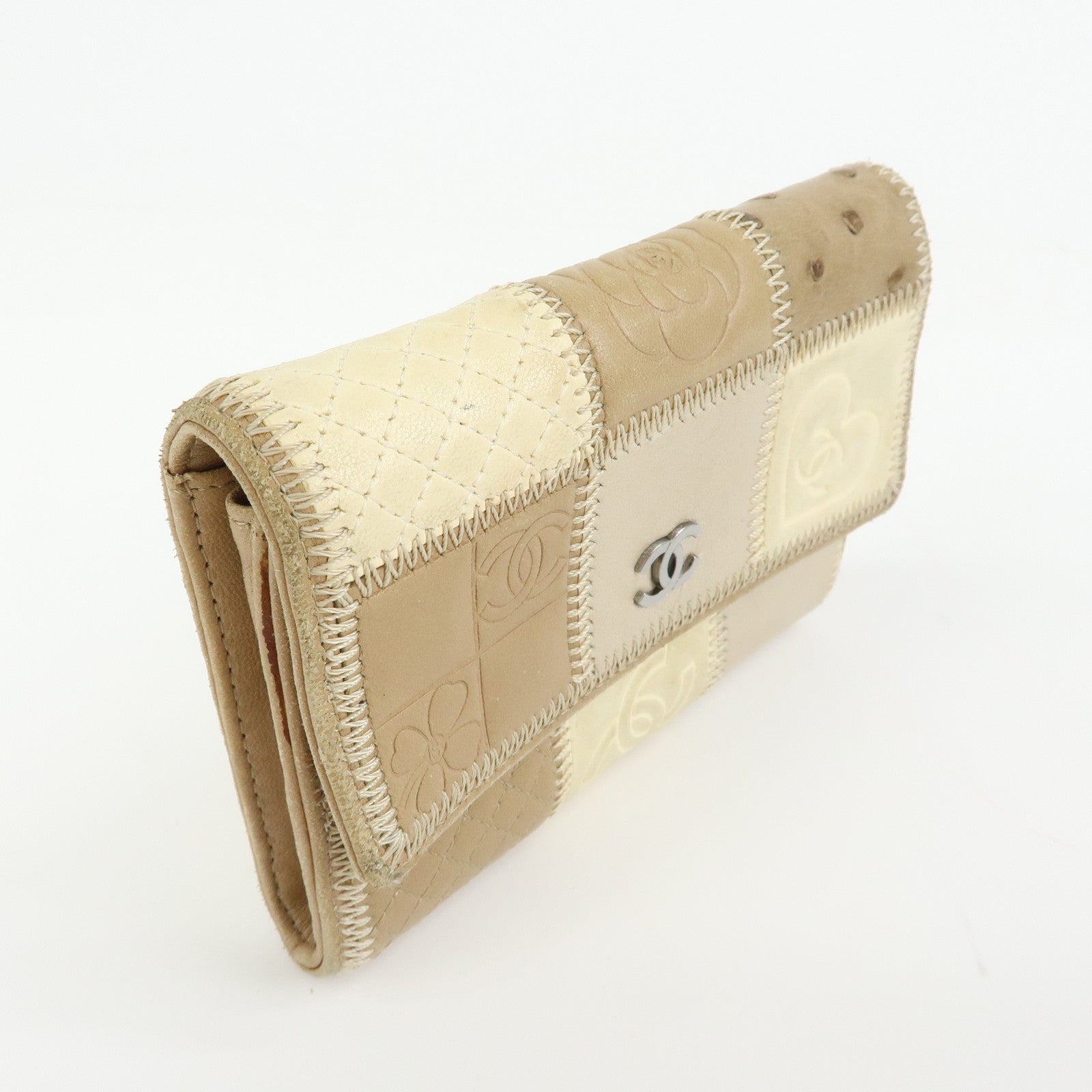 CHANEL Icon Line Unborn Calf Leather Patchwork Compact Wallet Beige