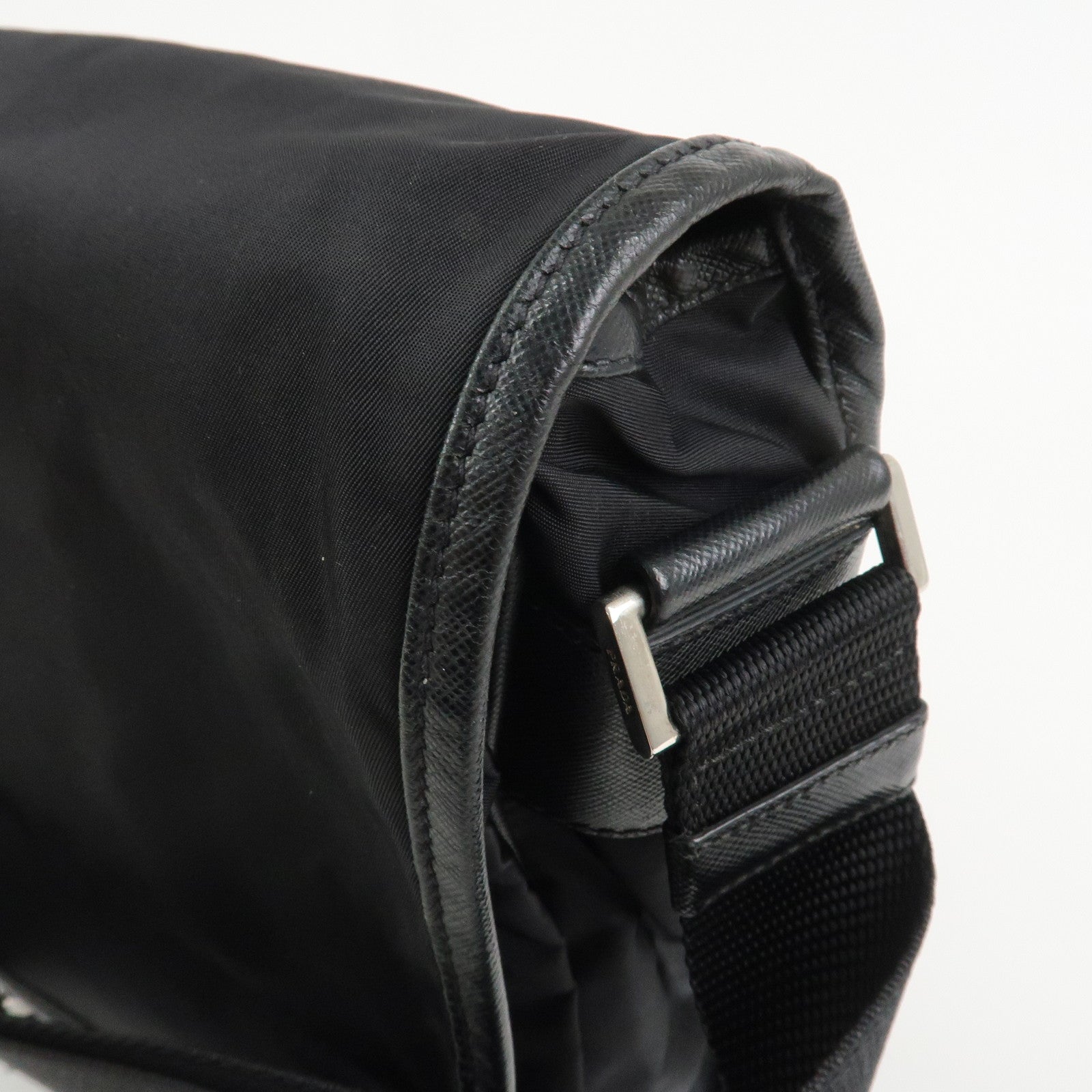 PRADA - Nylon   Saffiano Leather Black 2DV166