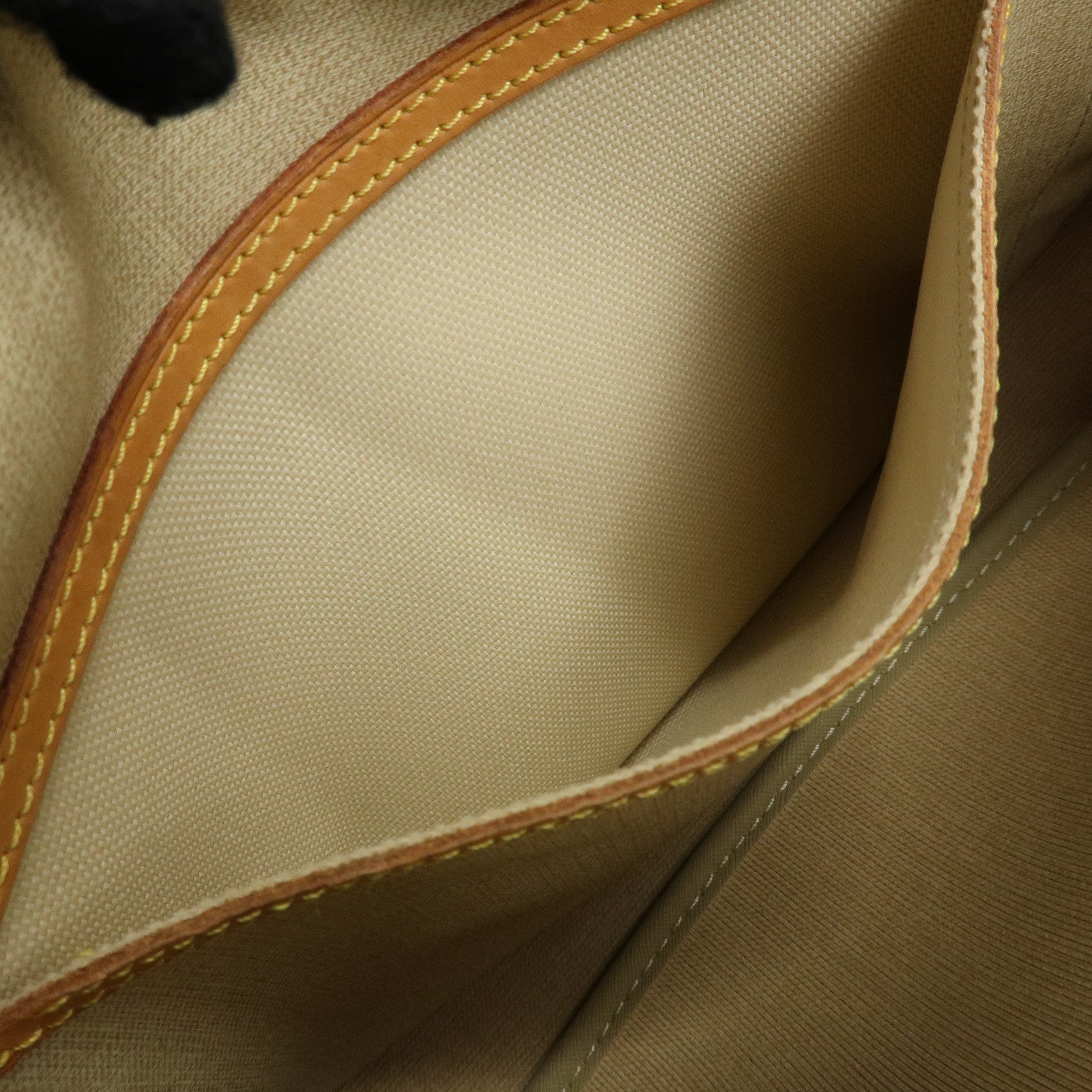 Louis Vuitton Monogram Reporter PM Shoulder Crossbody Bag M45254