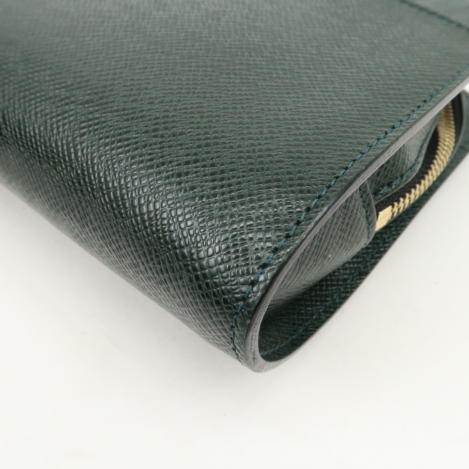 Louis Vuitton Taiga Baikal Clutch Bag Pouch Epicea M30184 Used