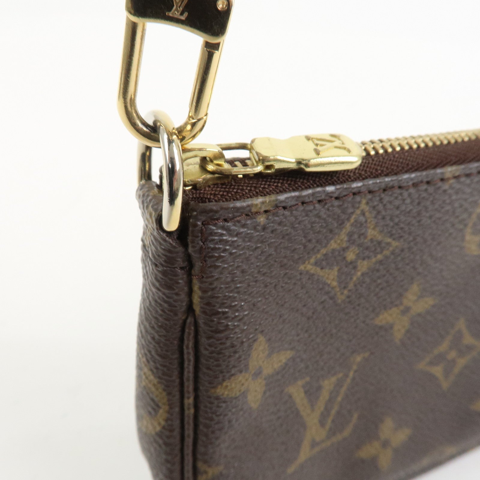 Louis Vuitton Monogram Mini Pochette Accessoires Hand Bag M58009