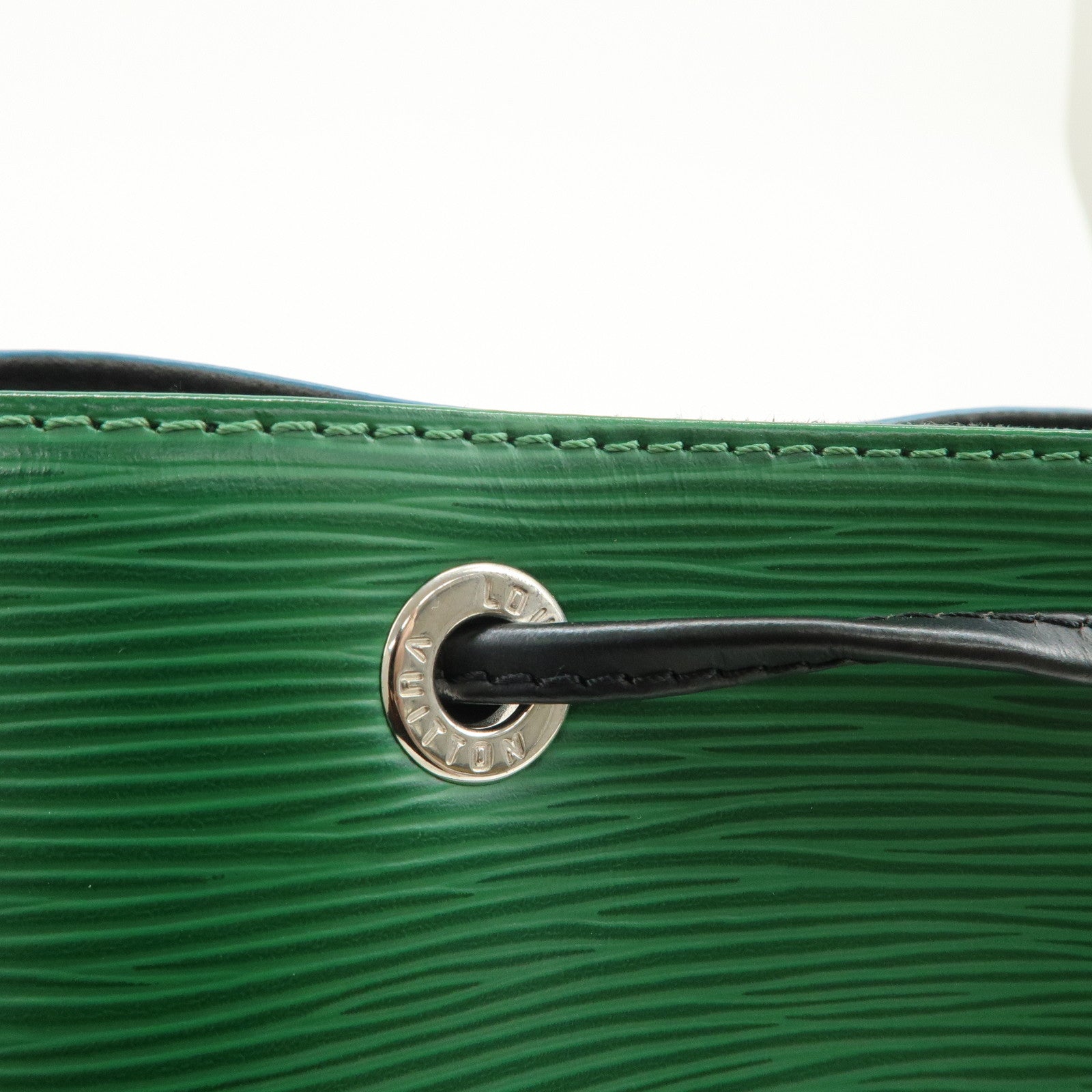 Louis Vuitton Epi Petit Noe Tricolor Leather Shoulder Bag M40880