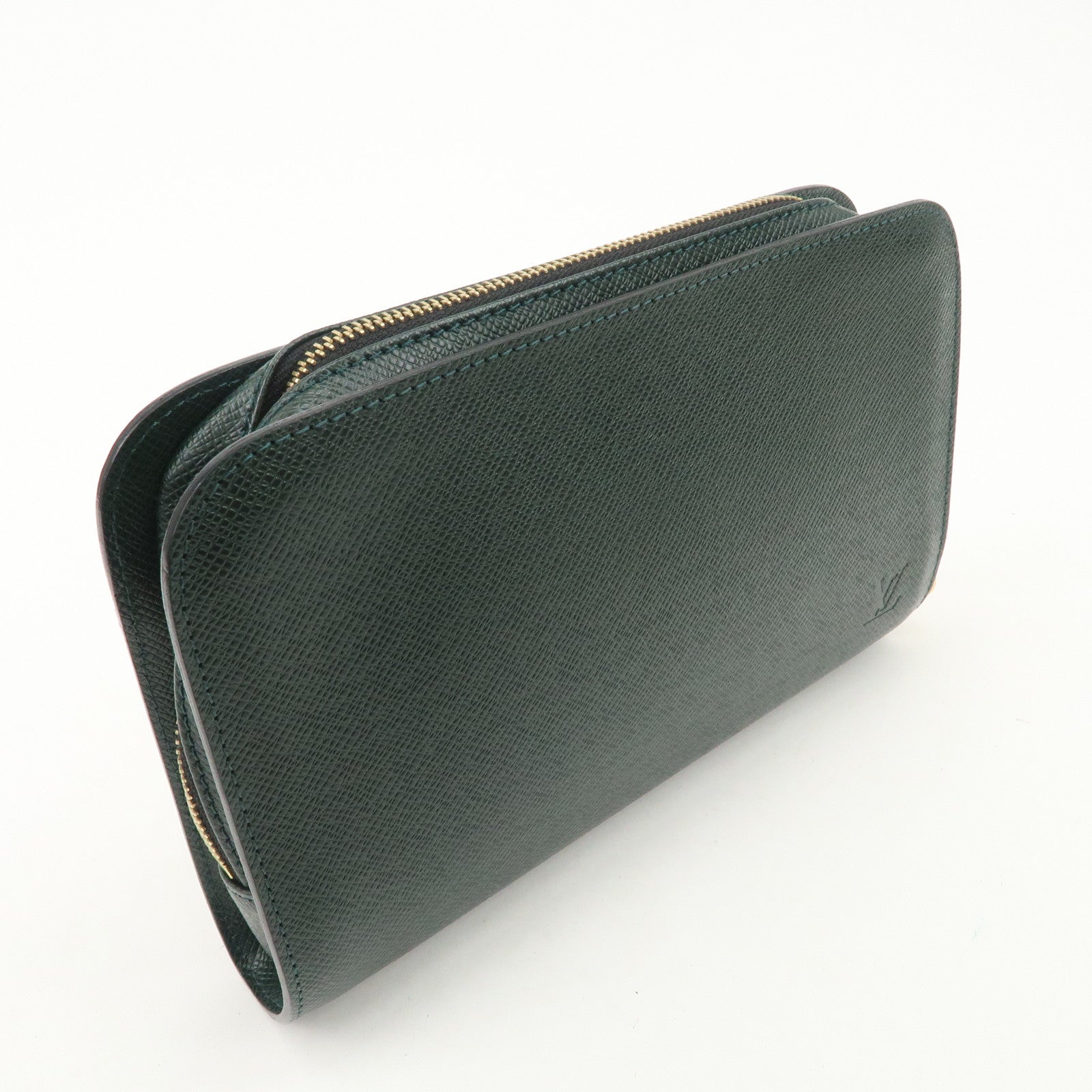 Louis Vuitton Taiga Baikal Clutch Bag Pouch Epicea M30184 Used