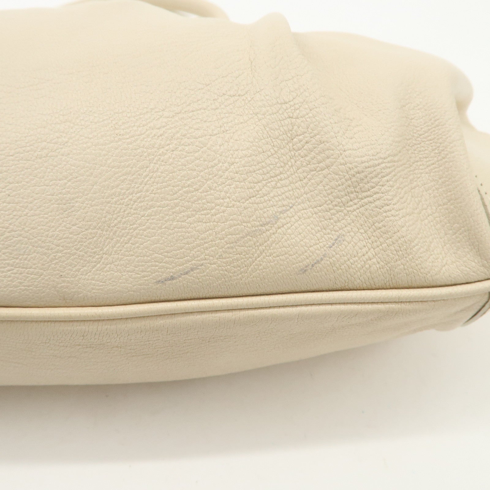 Ferragamo Gancini Leather Shoulder Bag Hand Bag Ivory Silver Hardware Used