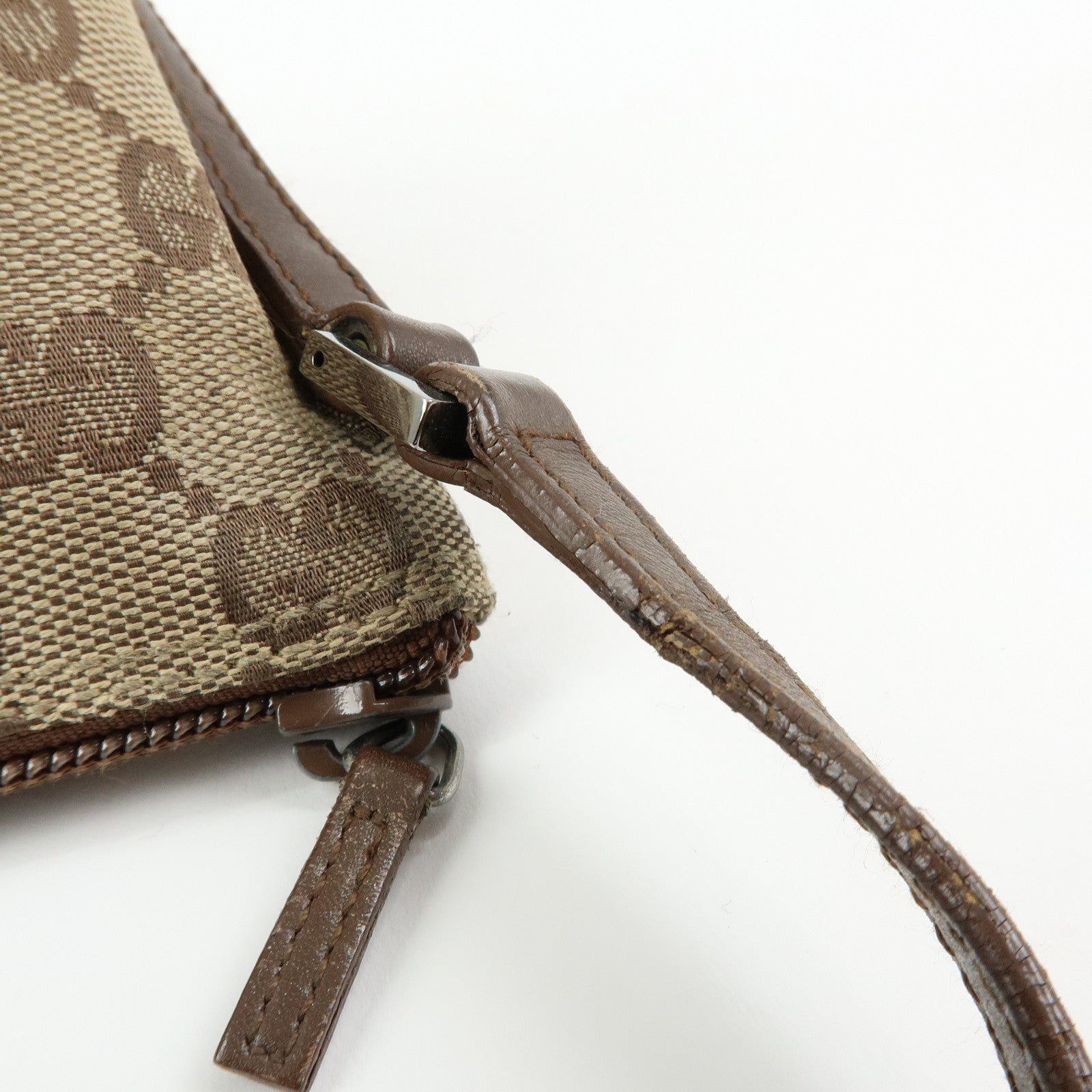 GUCCI Boat Bag GG Canvas Hand Bag Accessory Pouch Beige Brown 07198