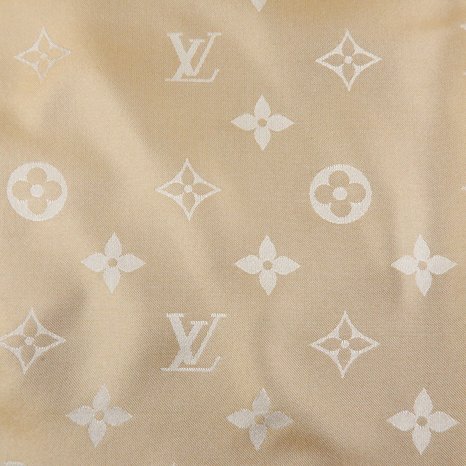 Louis Vuitton Echarpe Capri Silk 100% Scarf Beige M71051