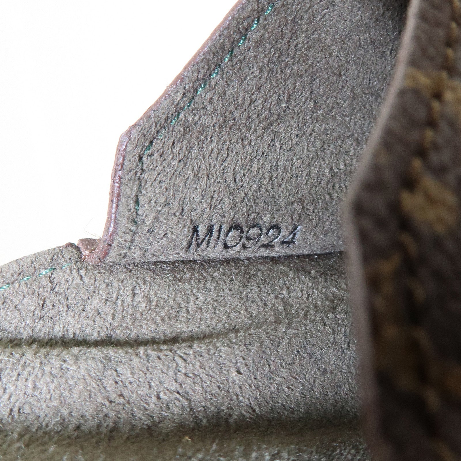 Louis Vuitton Monogram Étui Lunettes Rabat Glasses Case M62970