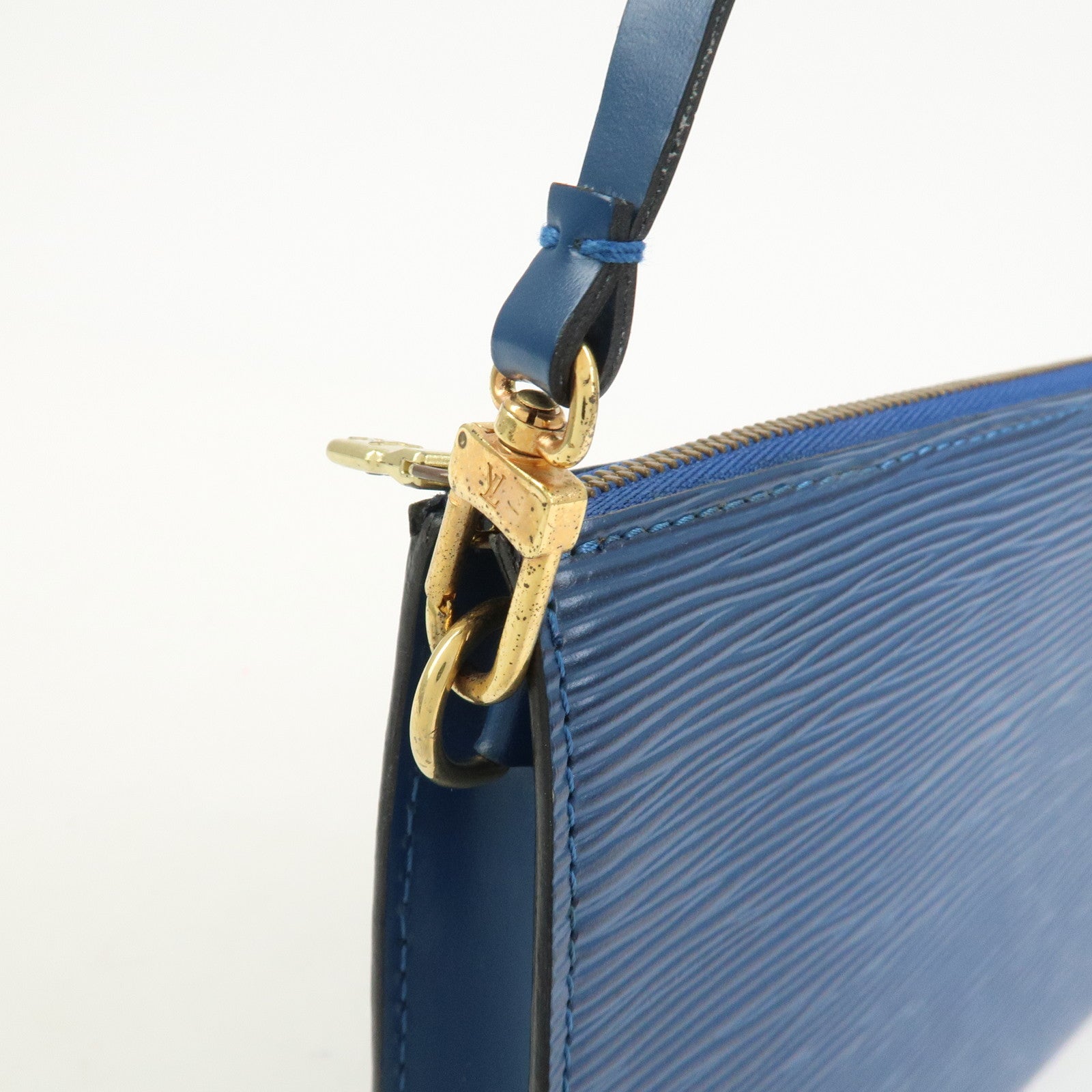 Louis Vuitton Epi Pochette Accessoires Pouch Toledo Blue M52945