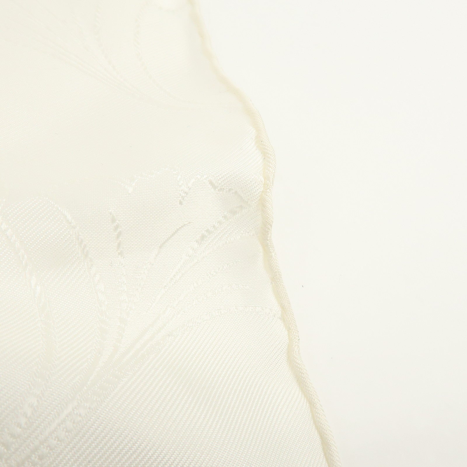HERMES Carre 90 Silk 100% Scarf DAIMYO PRINCES DU SOLEIL LEVANT