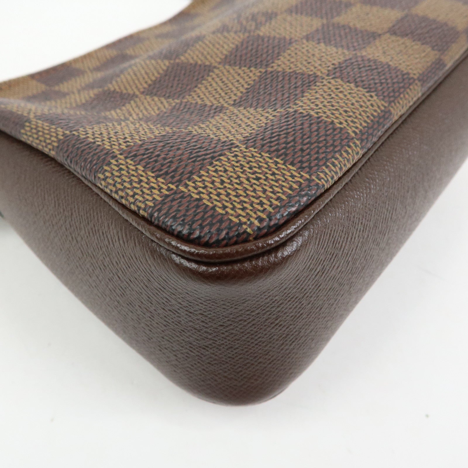Louis Vuitton Damier Trousse Makeup Accessory Pouch Brown N51982
