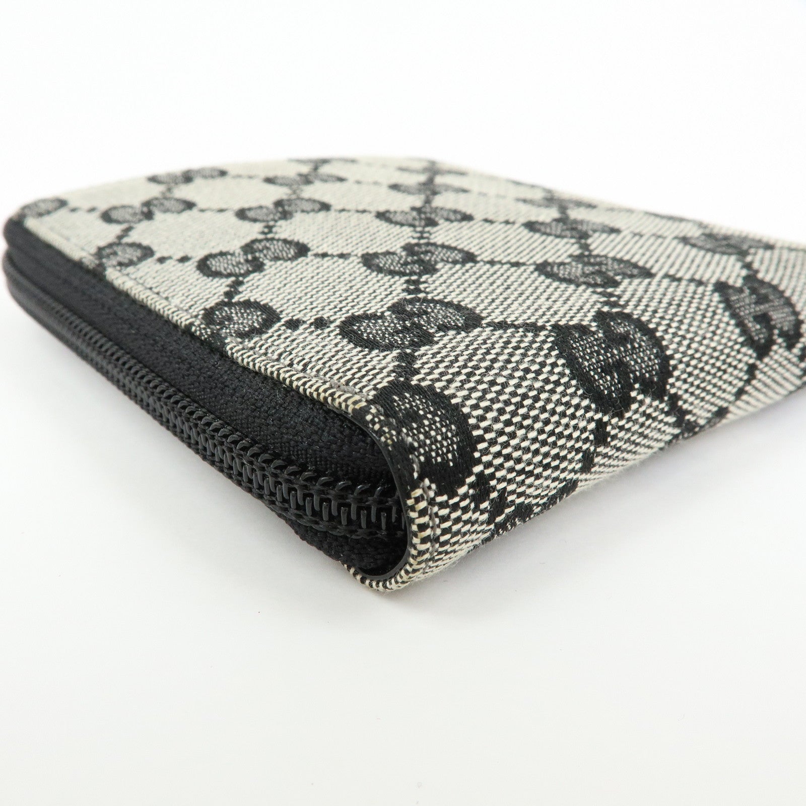 GUCCI GG Canvas Zippy Round Compact Wallet Black 035・203887・2213