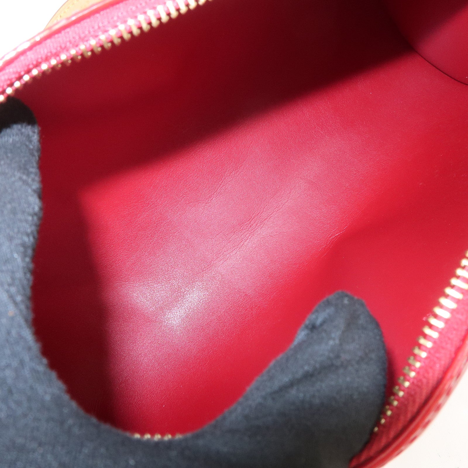 Louis Vuitton Monogram Vernis Bedford Hand Bag Pomme d'Amour M91986