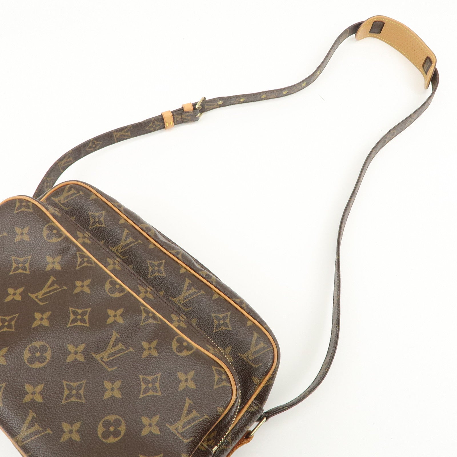 Louis Vuitton Monogram Nile Shoulder Bag Crossbody Bag M45244