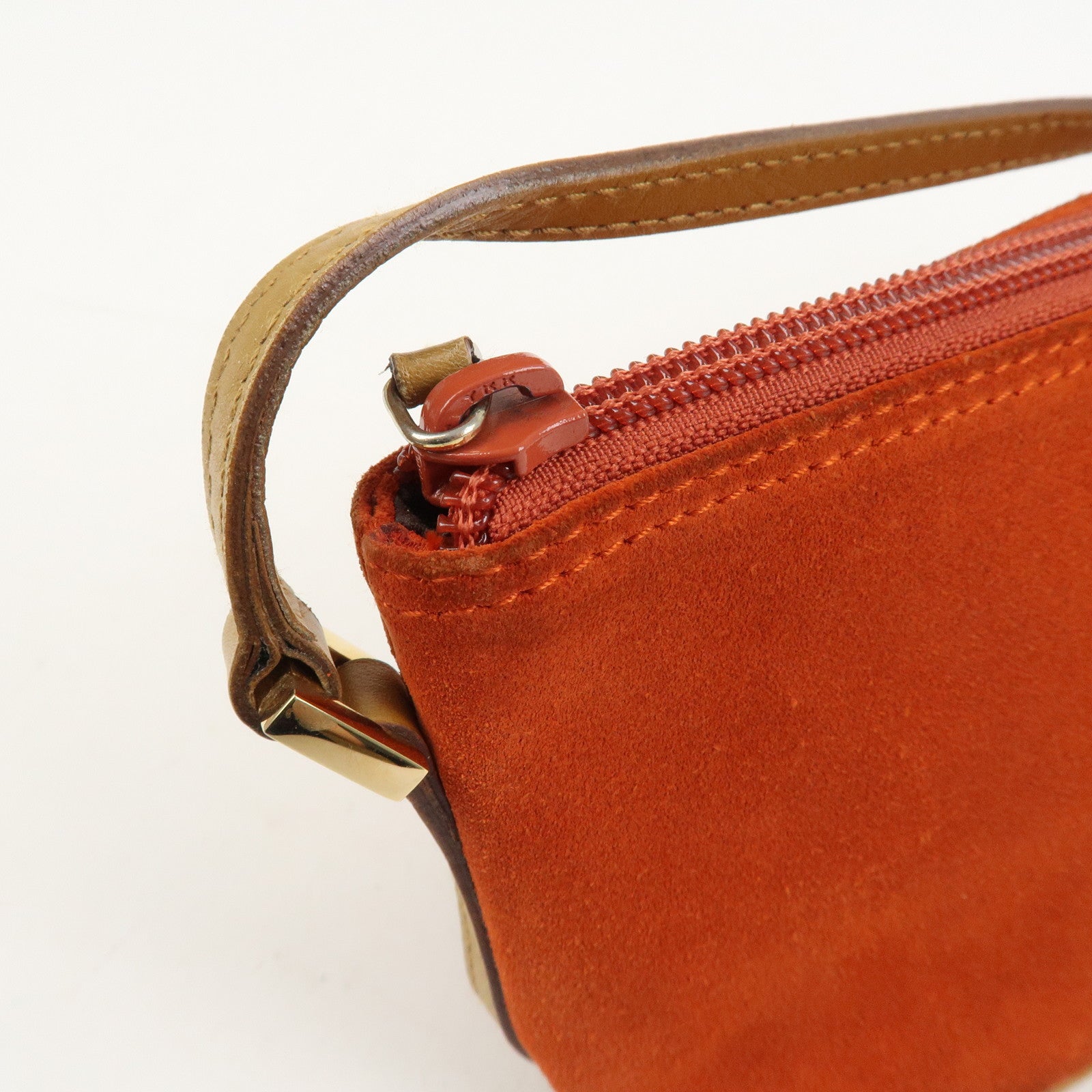 GUCCI Boat Bag Suede Leather Accessory Pouch Hand Bag 039.1103