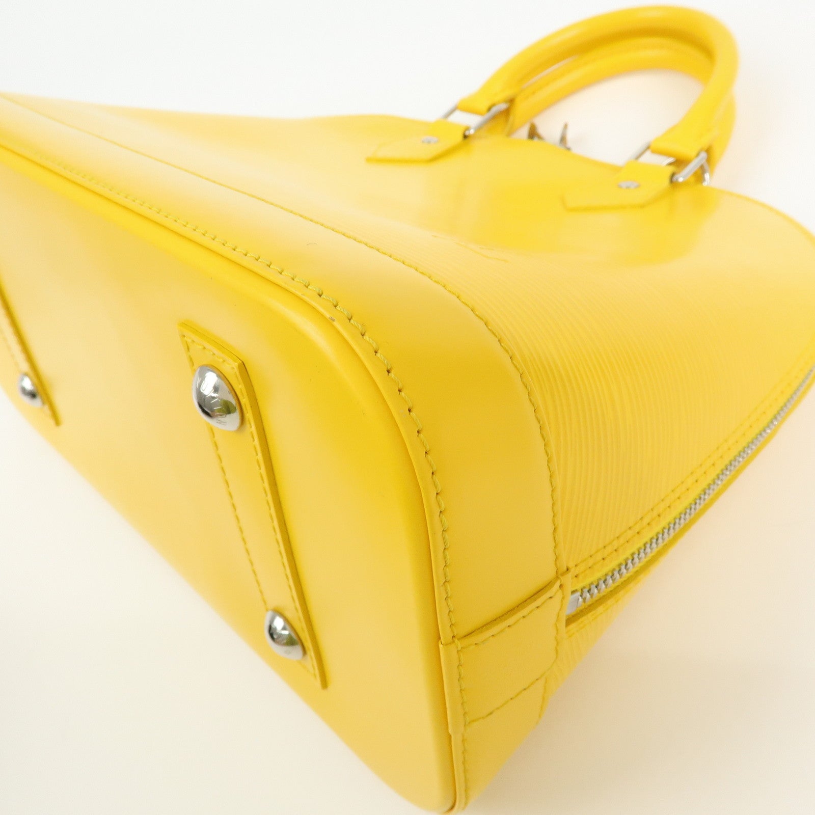 Louis Vuitton Epi Alma PM Leather Hand Bag Mimosa M40951