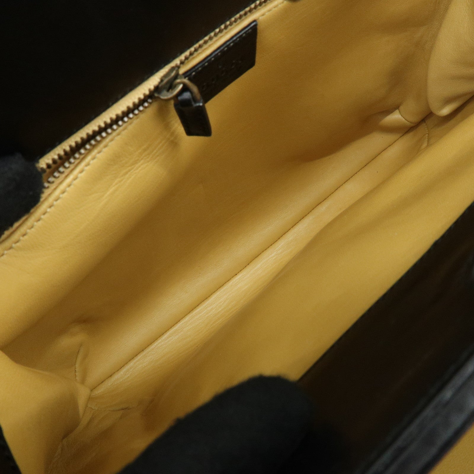 GUCCI Logo Leather Turn-lock Hand Bag Black 102119