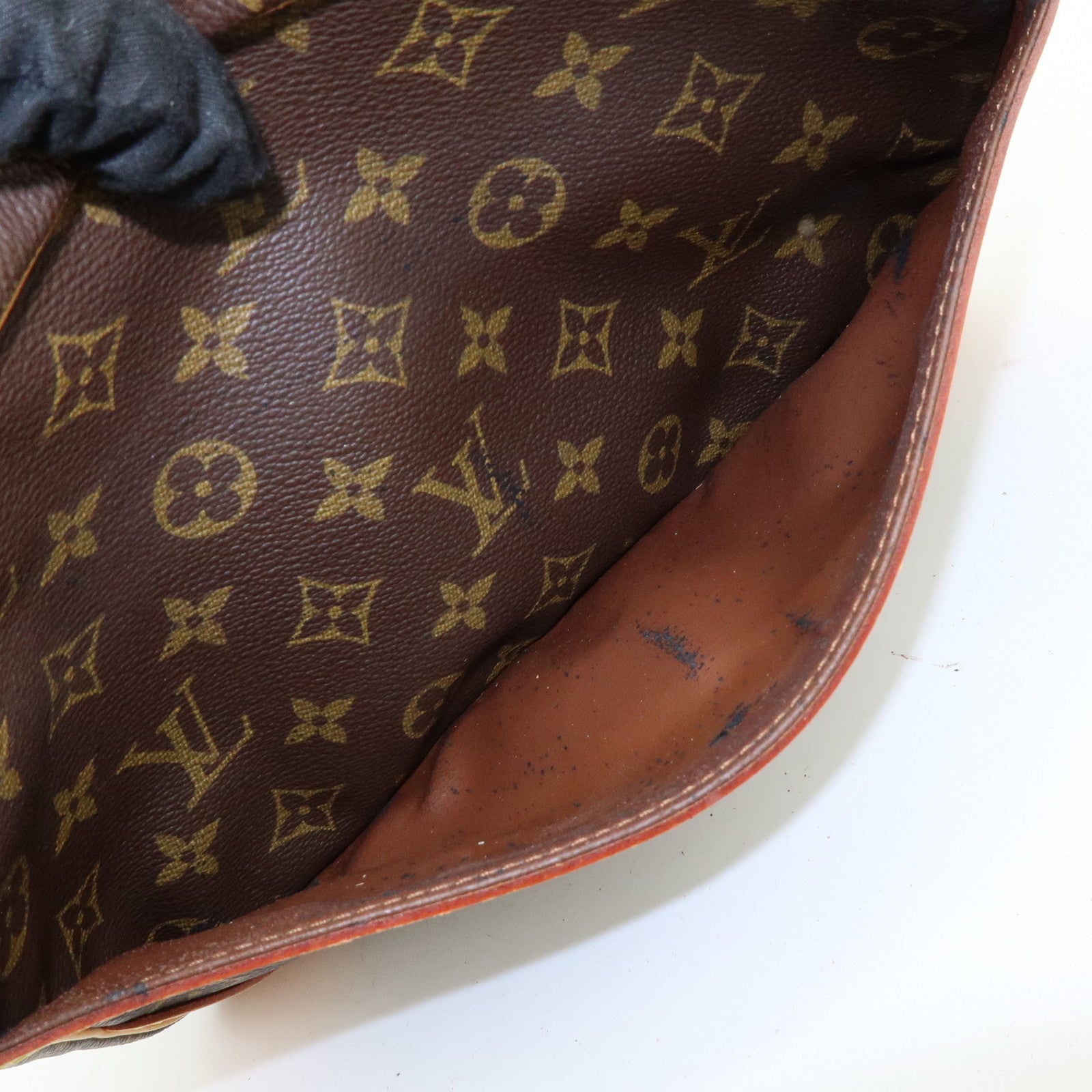Louis Vuitton Monogram Compiegne 28 Pouch Clutch Bag Brown M51845