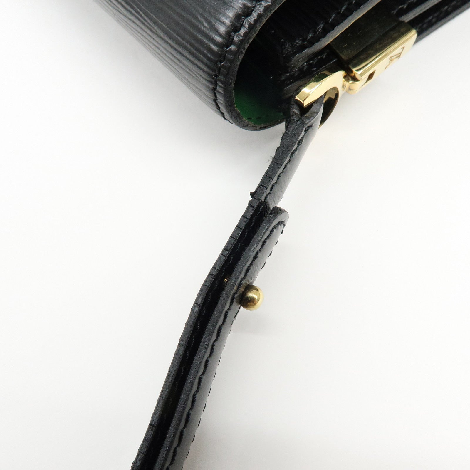Louis Vuitton Epi Free Run Shoulder Bag Noir Borneo Green M52414