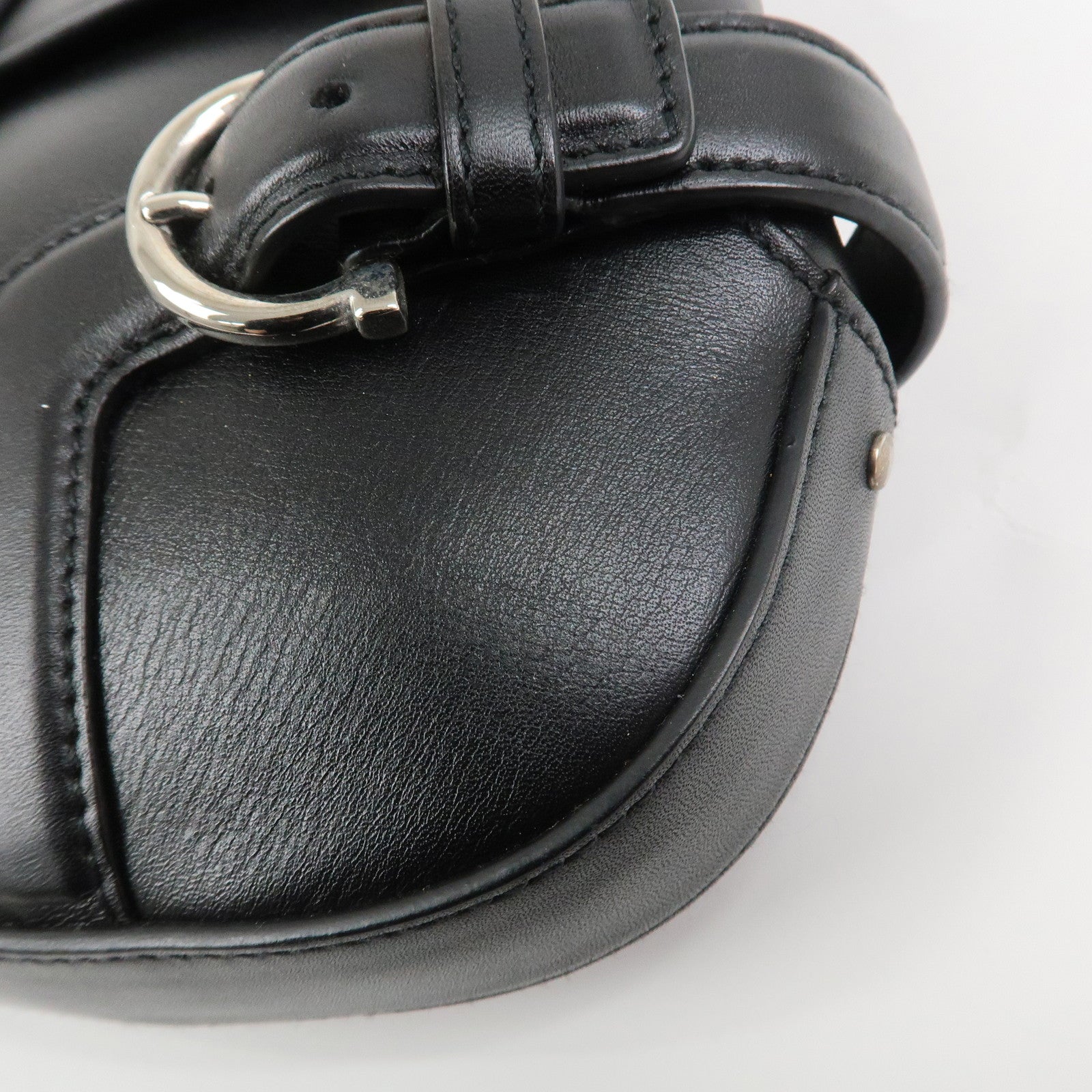 Ferragamo Gancini Leather Shoulder Bag Hand Bag Black AQ-21 4935